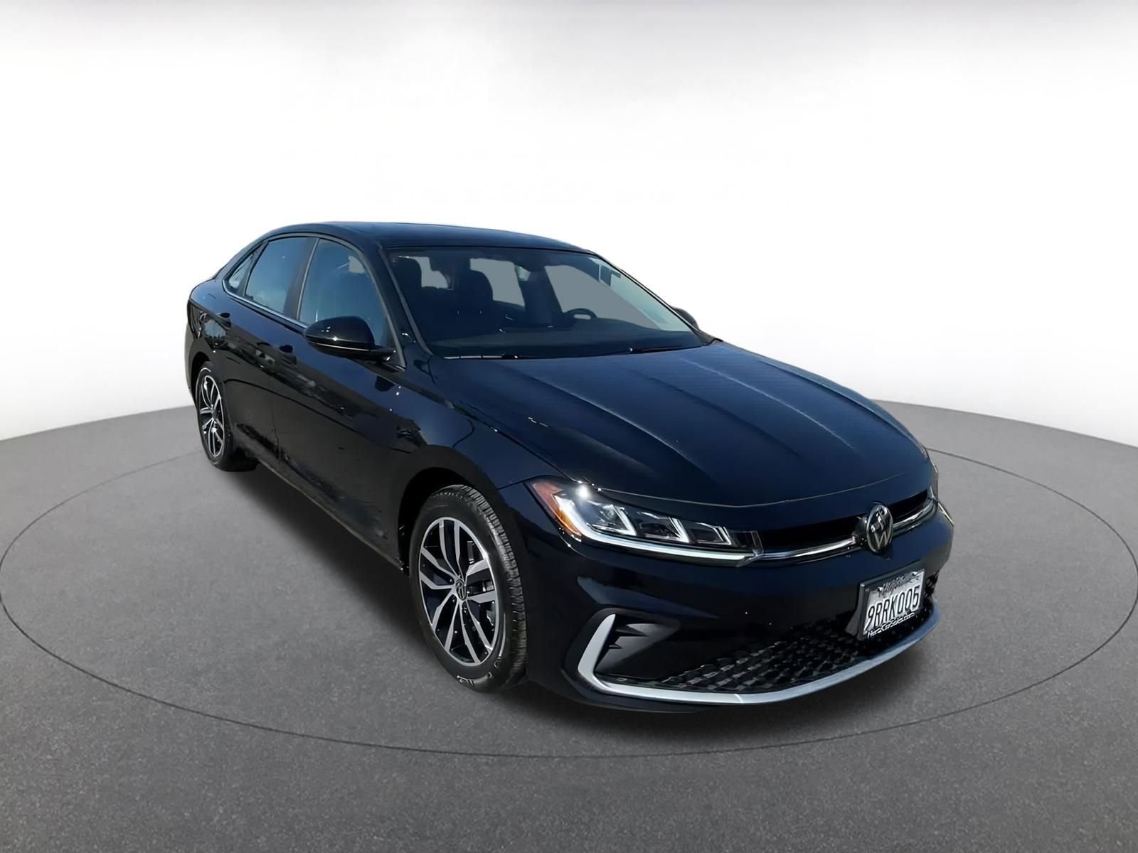 Thumbnail: 2025 Volkswagen Jetta - 3