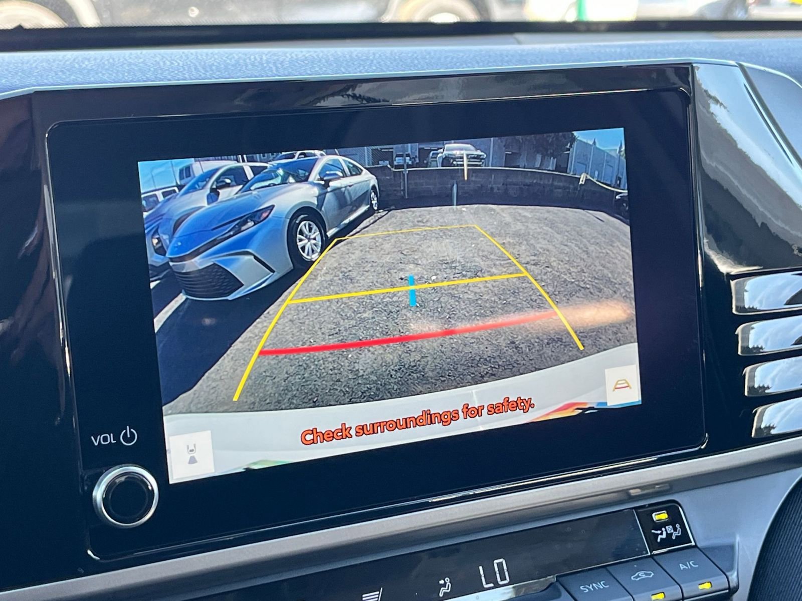 Thumbnail: 2025 Toyota Camry - 25