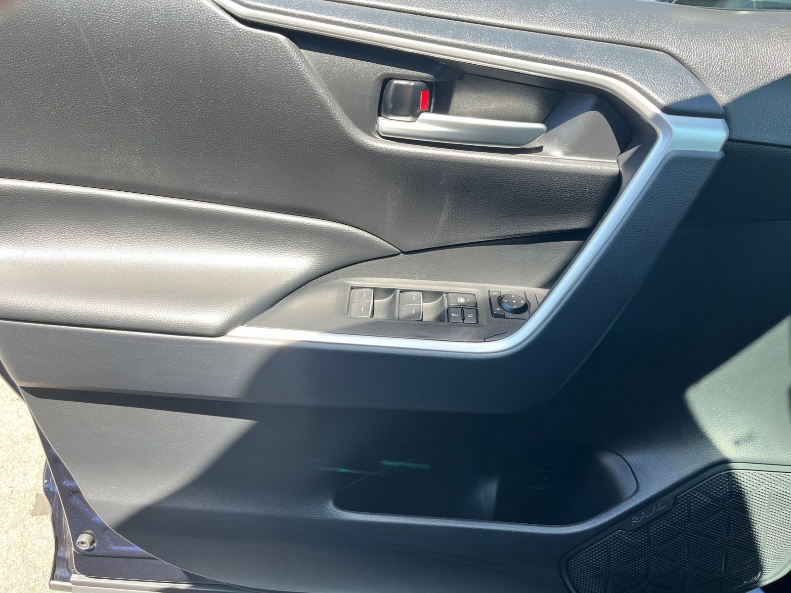 Thumbnail: 2024 Toyota RAV4 - 20