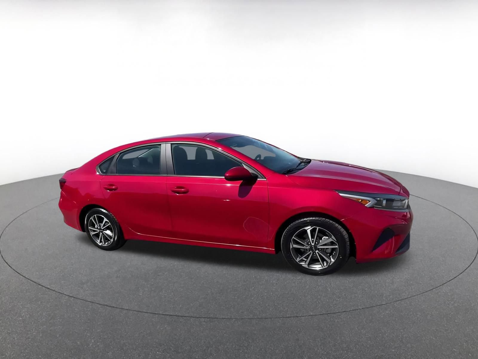 Thumbnail: 2023 Kia Forte - 2