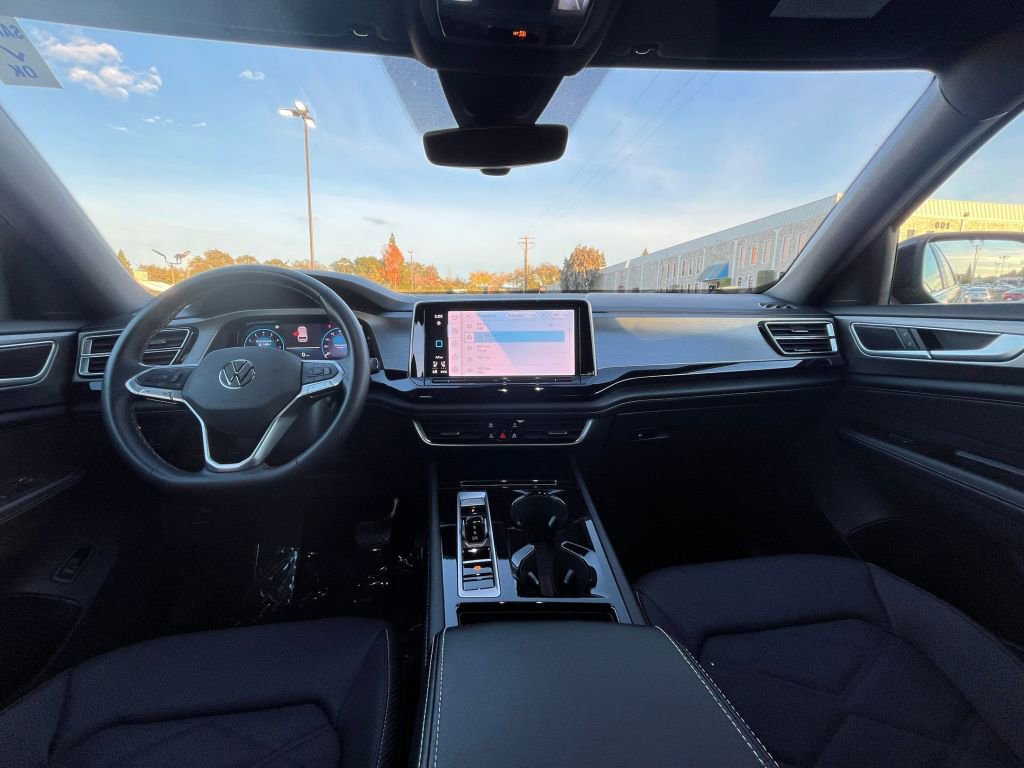 Thumbnail: 2025 Volkswagen Atlas - 35