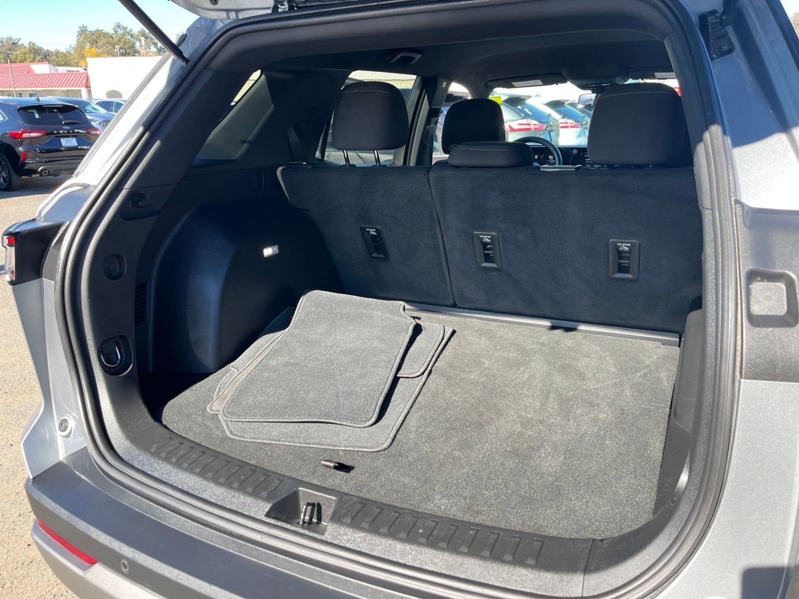 Thumbnail: 2025 Chevrolet Equinox - 30