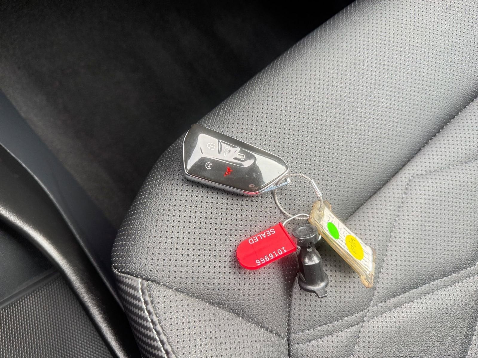 Thumbnail: 2025 Volkswagen Atlas - 22