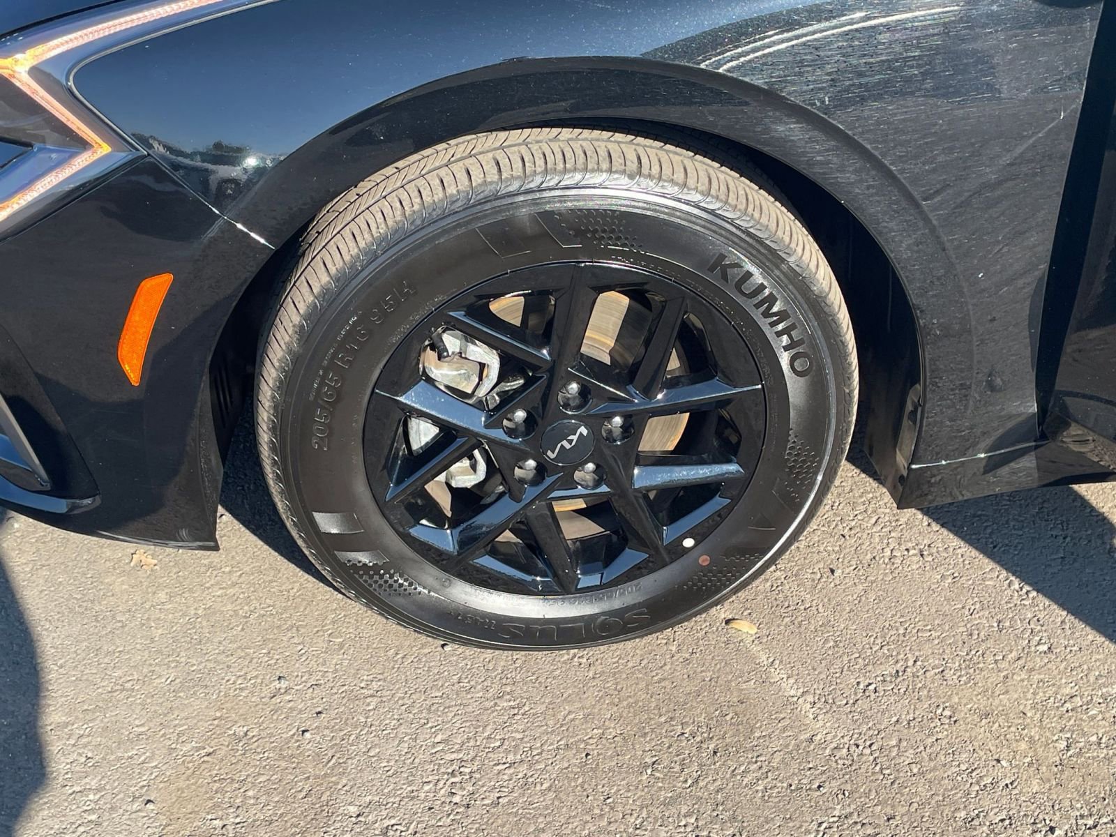 Thumbnail: 2021 Toyota Camry - 29