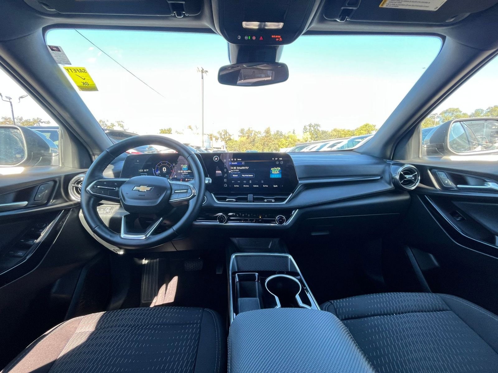 Thumbnail: 2025 Chevrolet Equinox - 32