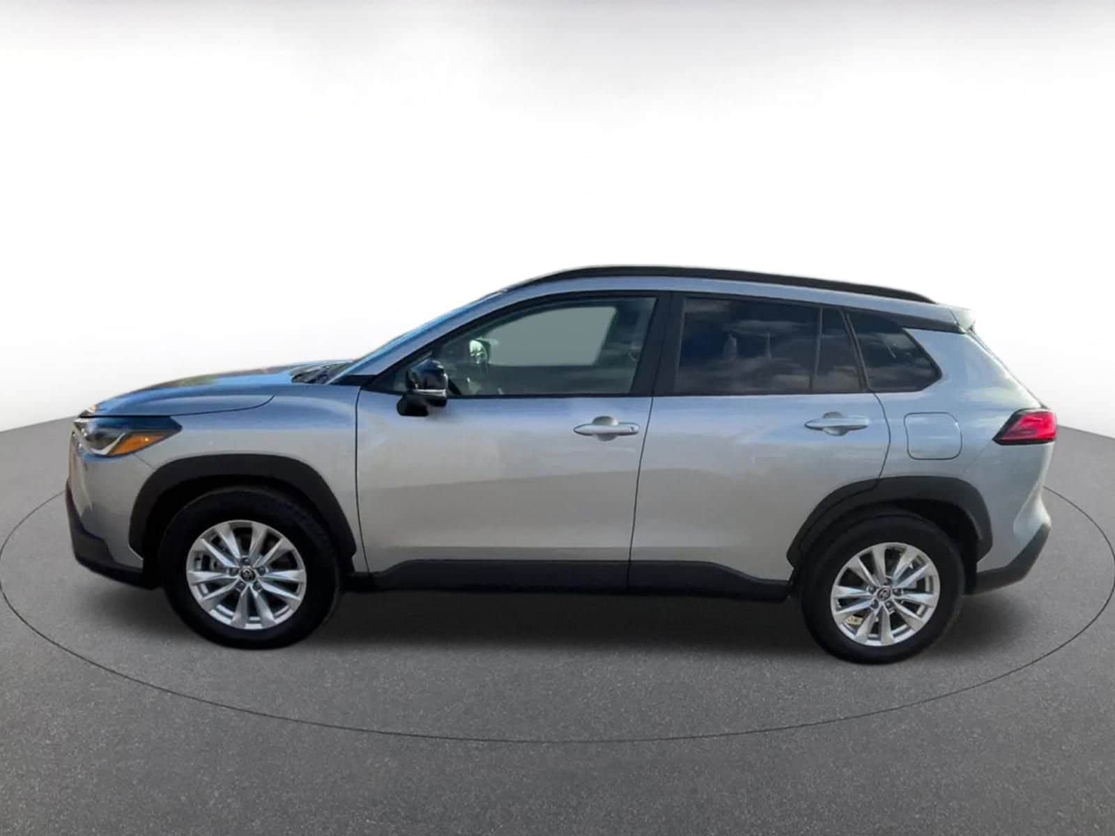 Thumbnail: 2025 Toyota Corolla Cross - 9