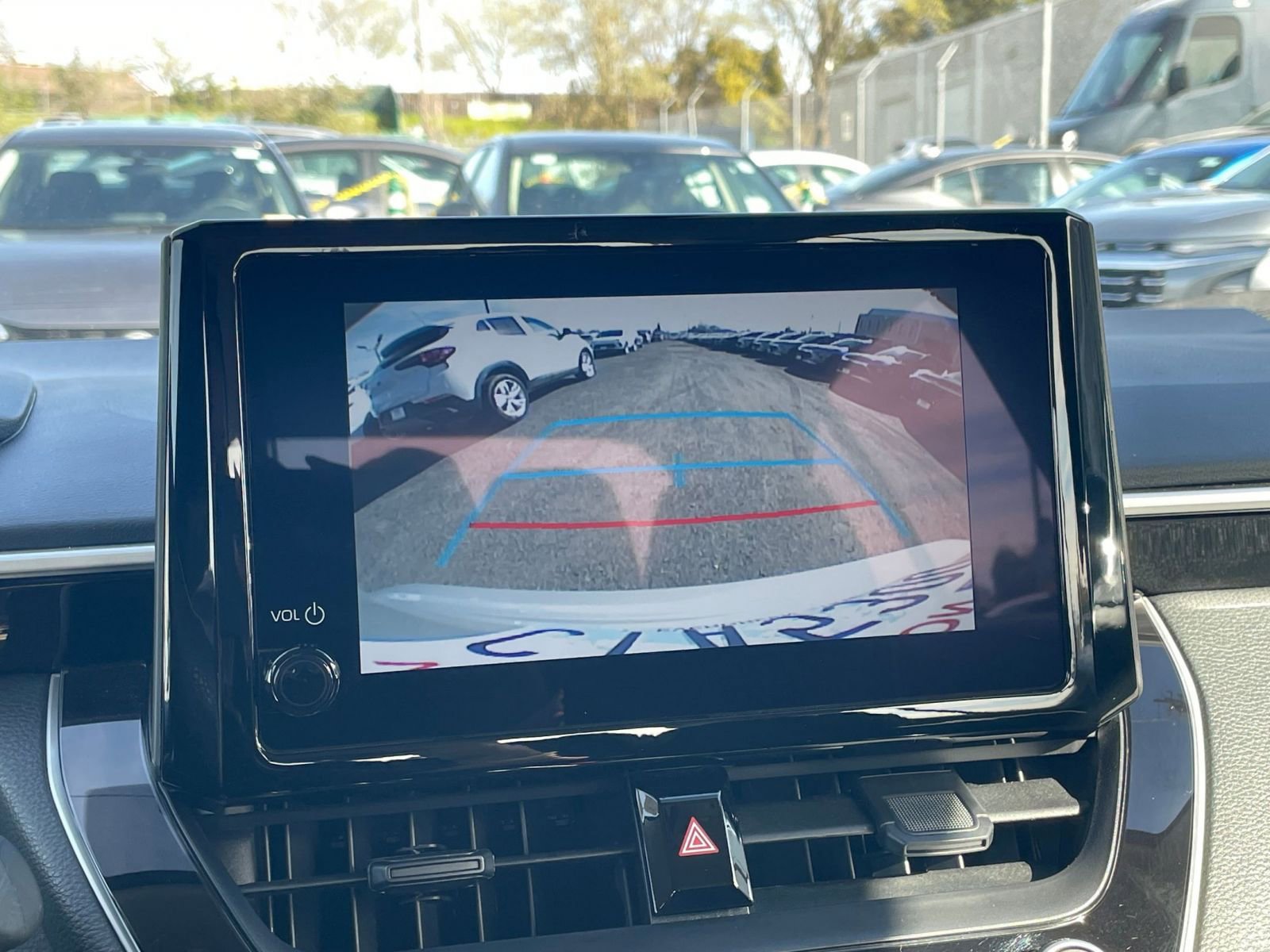 Thumbnail: 2025 Toyota Corolla - 23