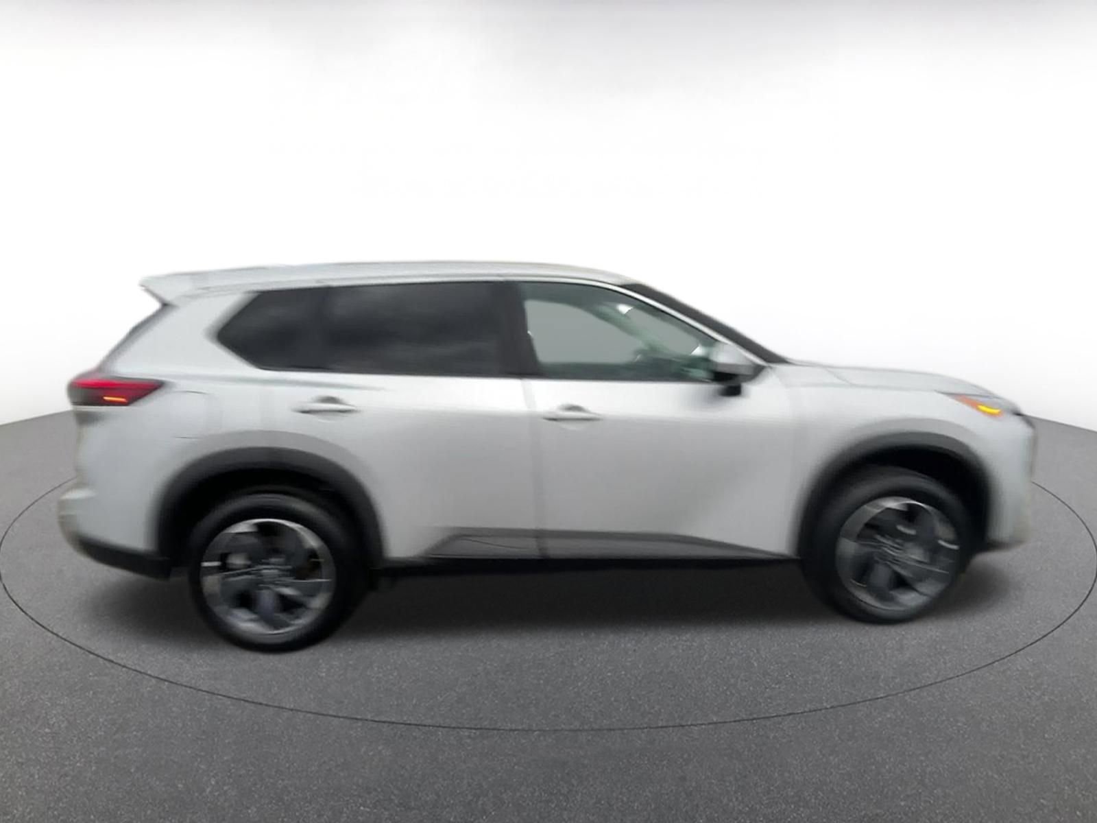 Thumbnail: 2025 Nissan Rogue - 16