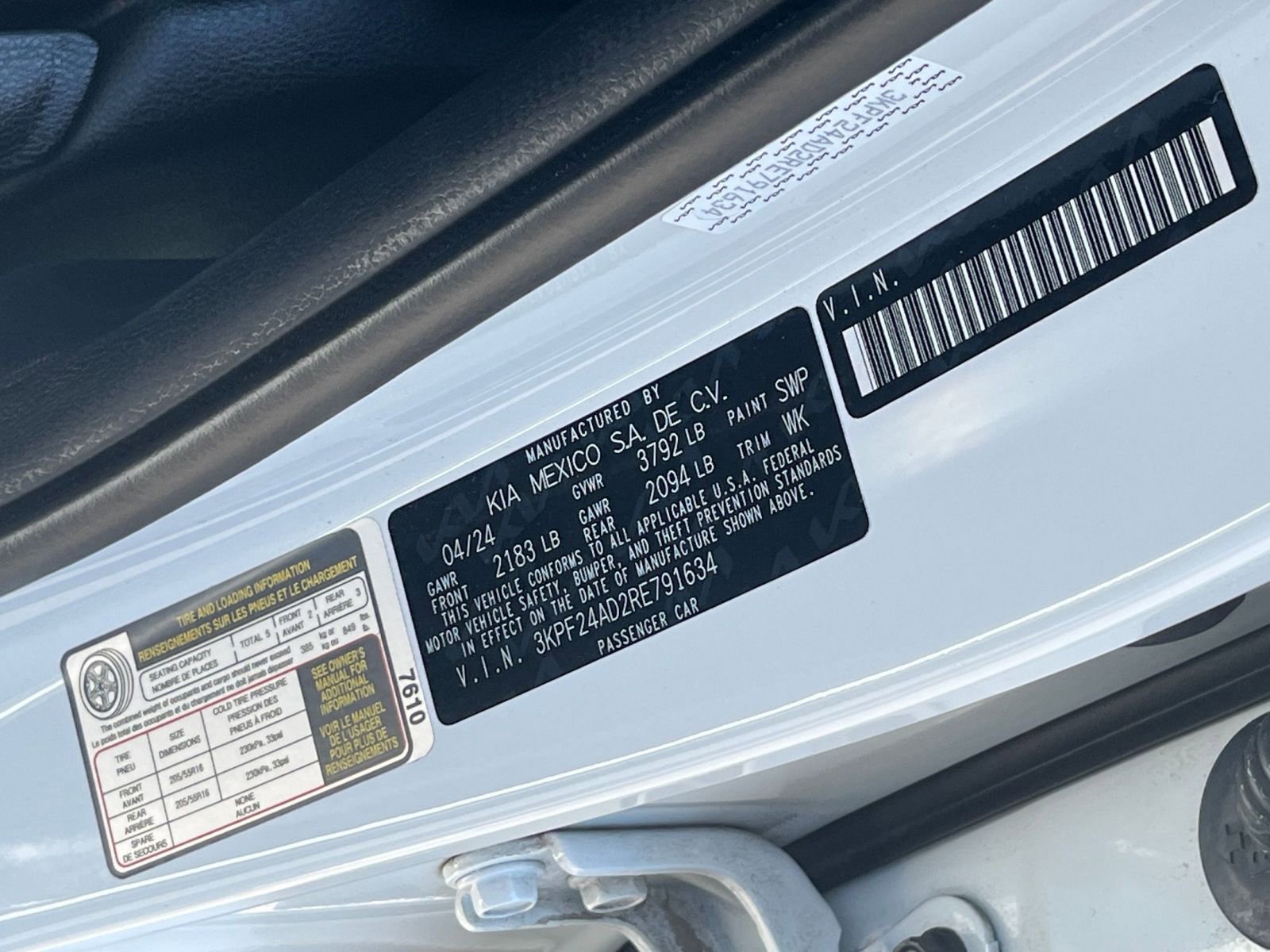 2024 Kia Forte LXS 27