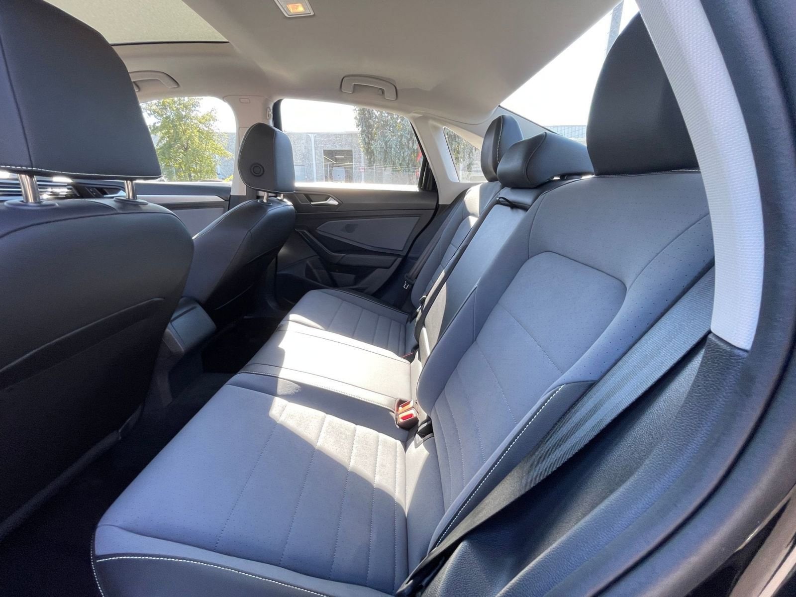 Thumbnail: 2025 Volkswagen Jetta - 24