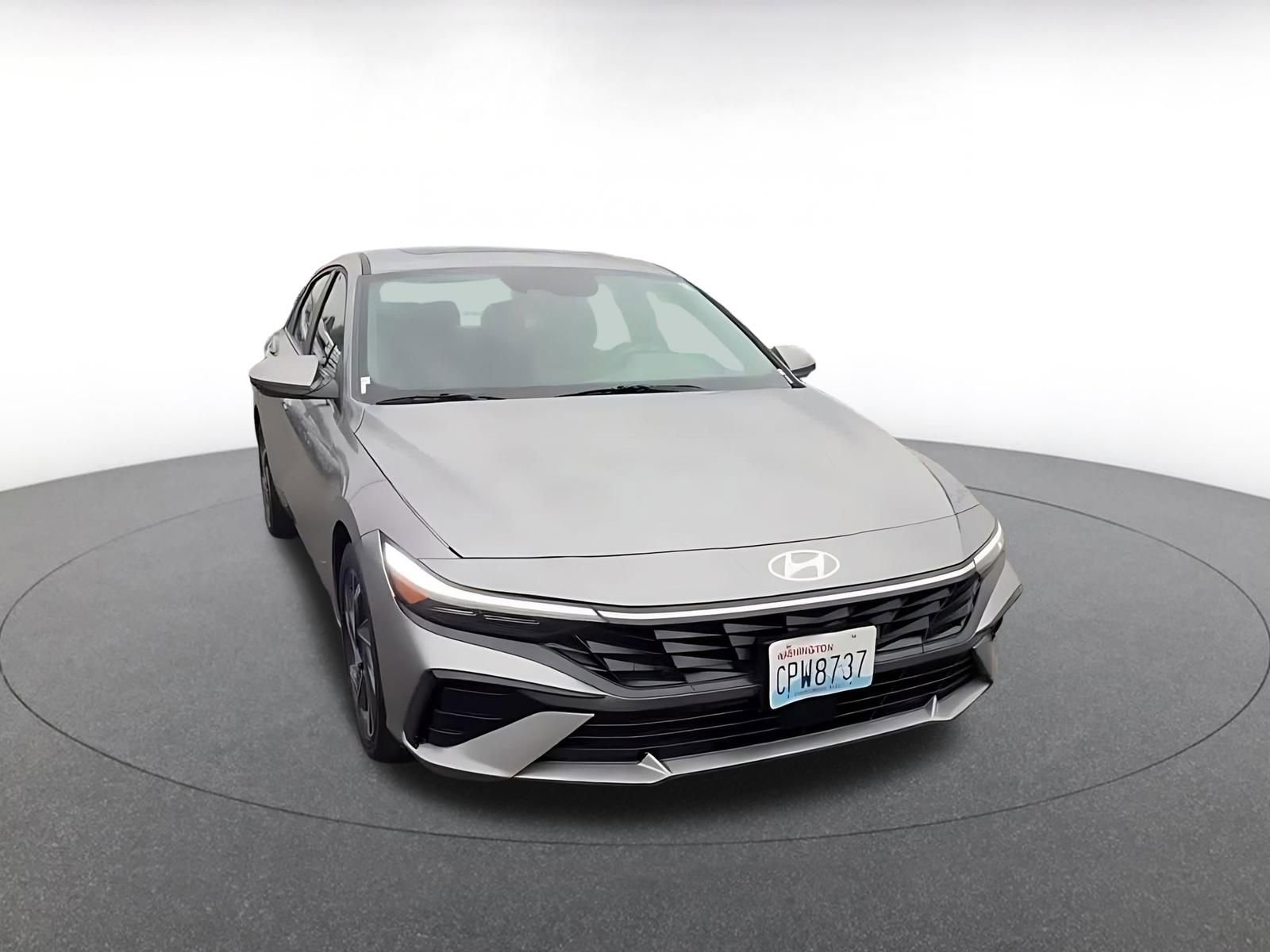 Thumbnail: 2025 Hyundai Elantra - 3