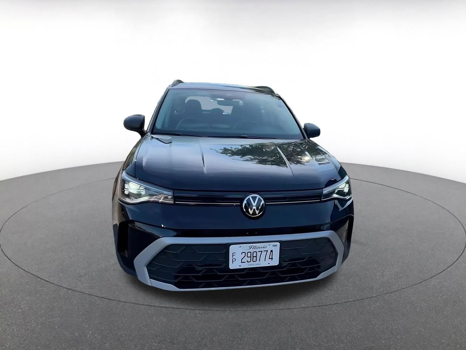 Thumbnail: 2025 Volkswagen Taos - 3