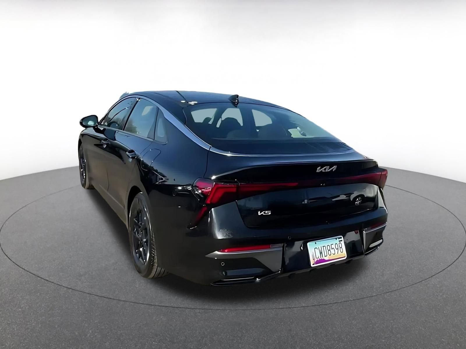 Thumbnail: 2021 Toyota Camry - 11