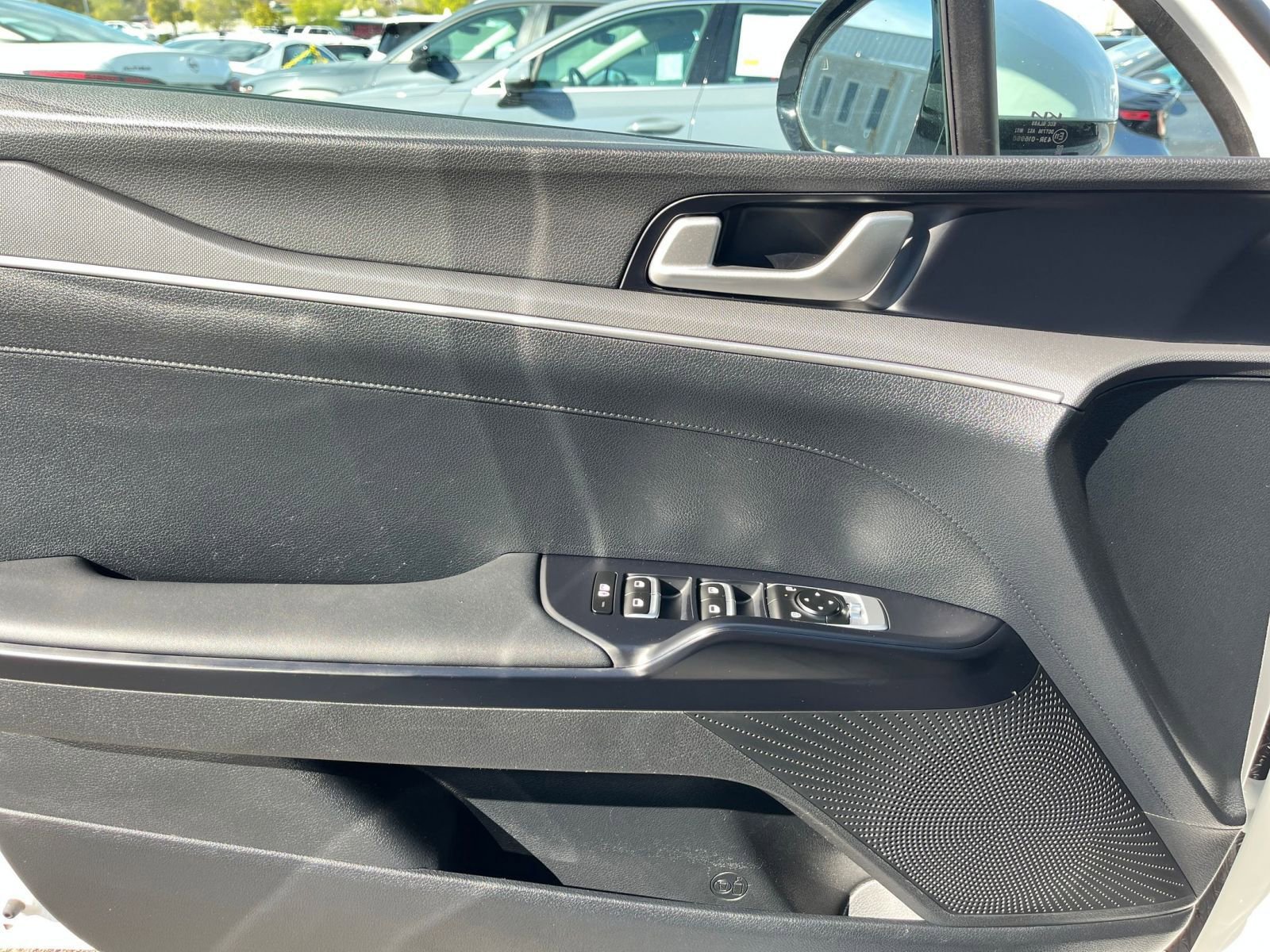 Thumbnail: 2025 Kia K5 - 18