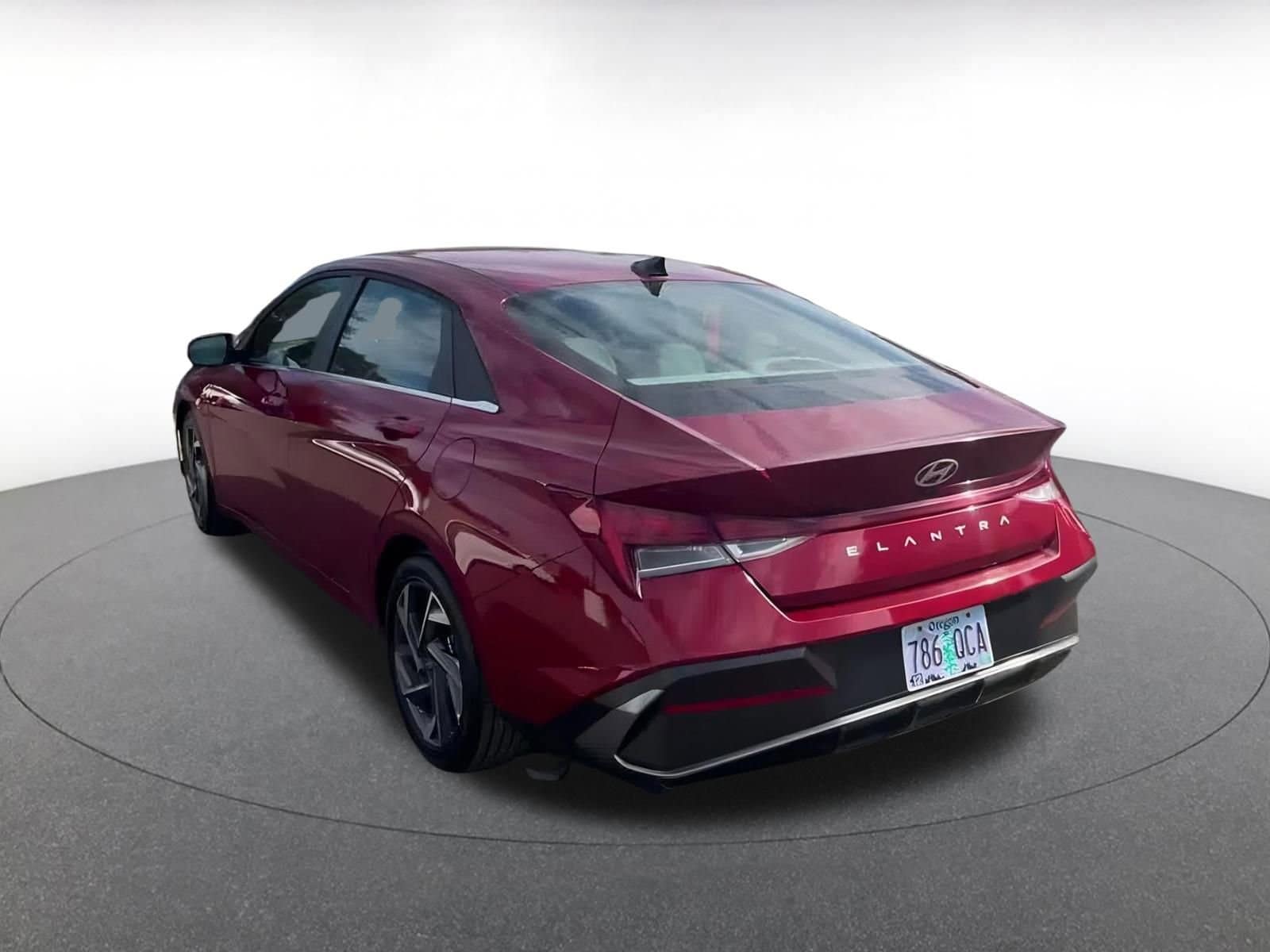 Thumbnail: 2025 Hyundai Elantra - 11