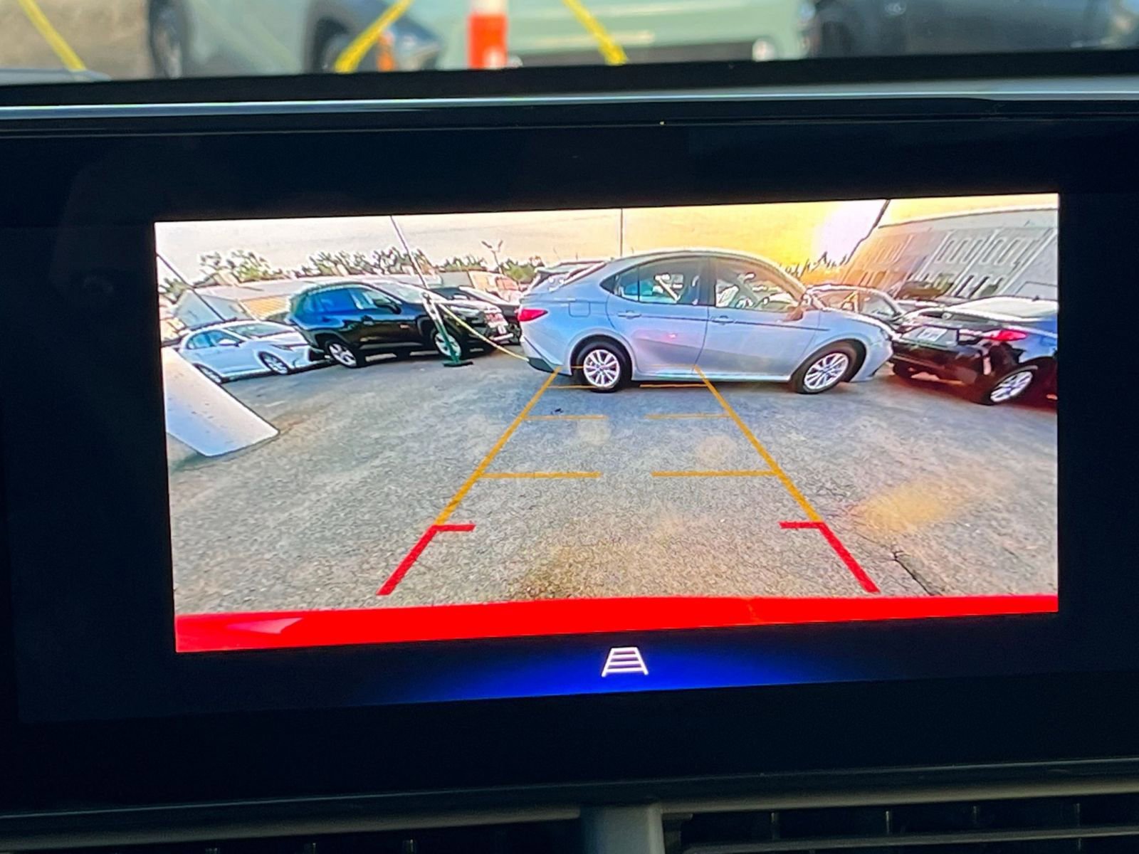 Thumbnail: 2025 Chevrolet Trax - 17