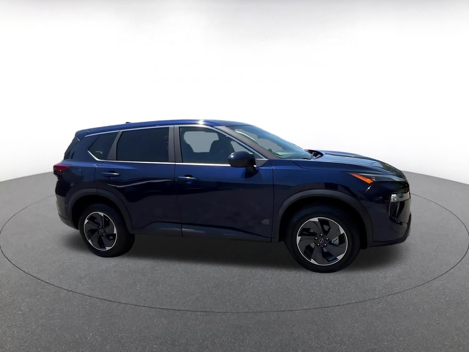 Thumbnail: 2025 Nissan Rogue - 2