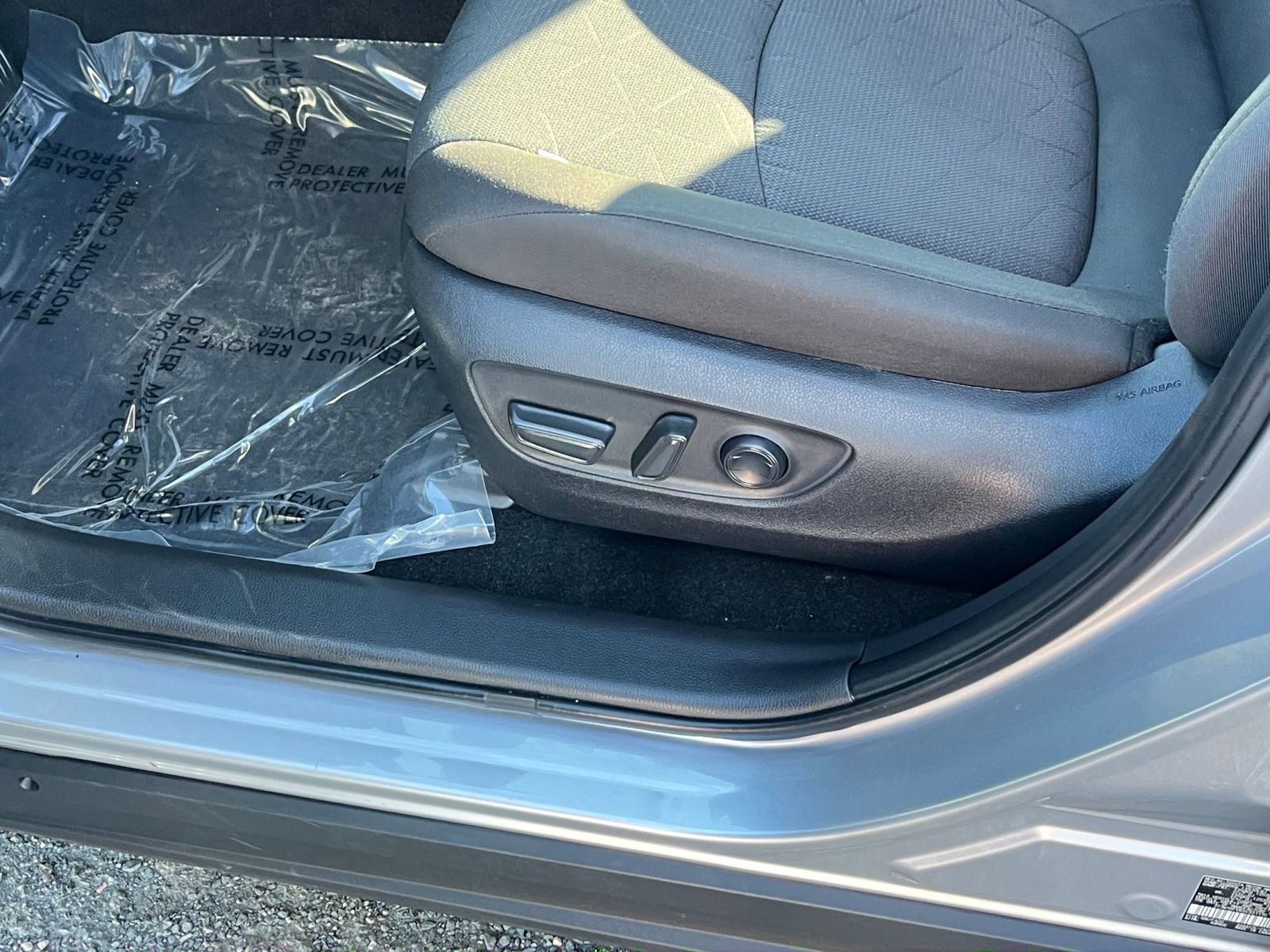 Thumbnail: 2025 Toyota RAV4 - 23