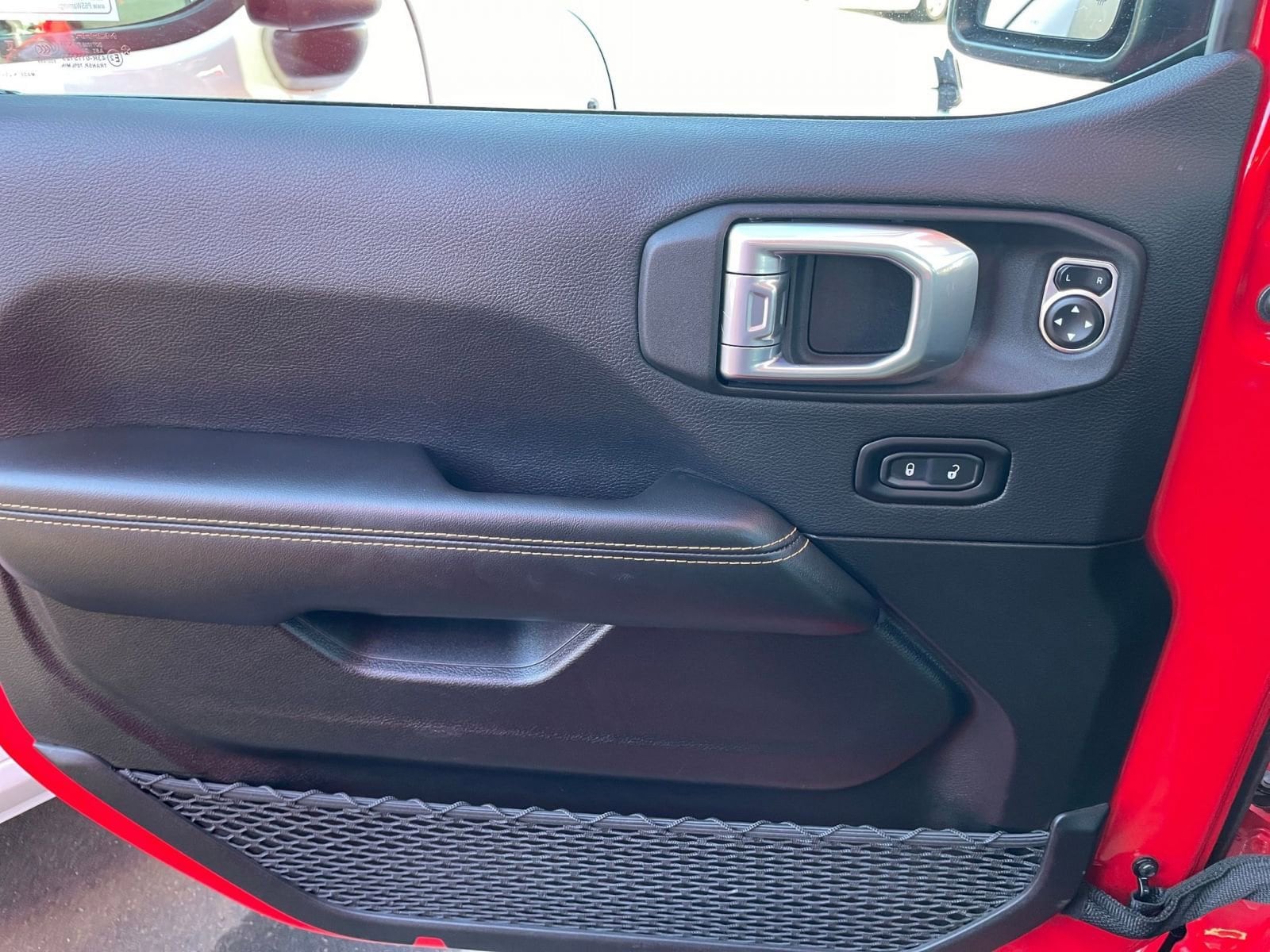 Thumbnail: 2025 Jeep Wrangler - 20