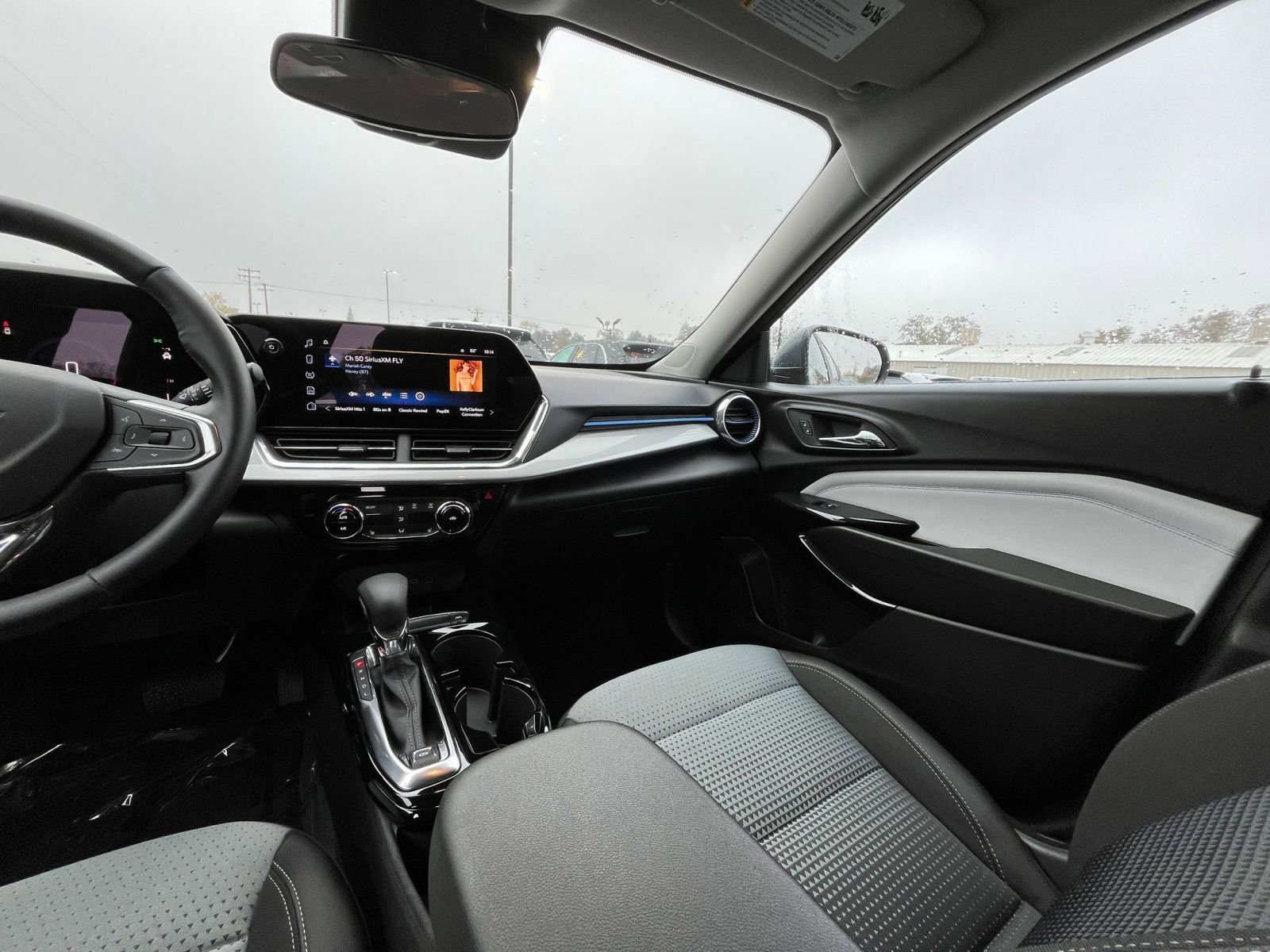 Thumbnail: 2025 Chevrolet Trax - 33