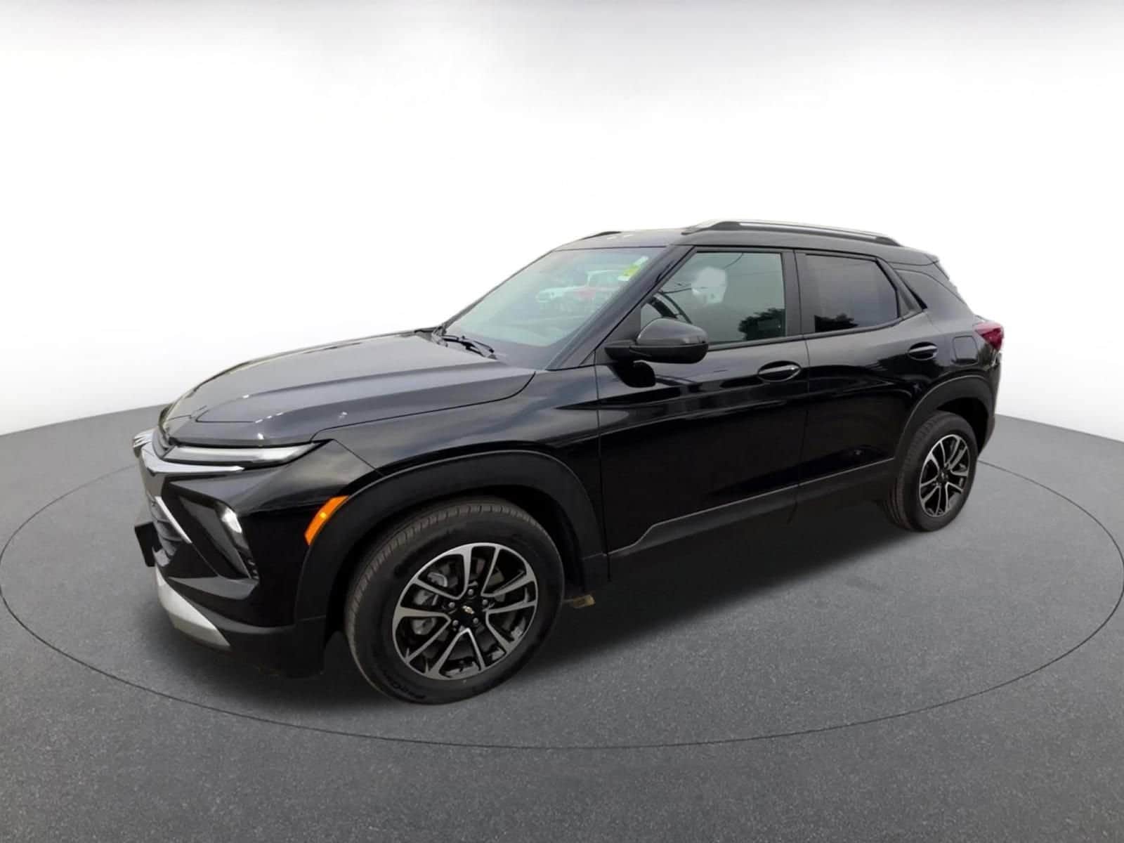 Thumbnail: 2025 Chevrolet TrailBlazer - 8