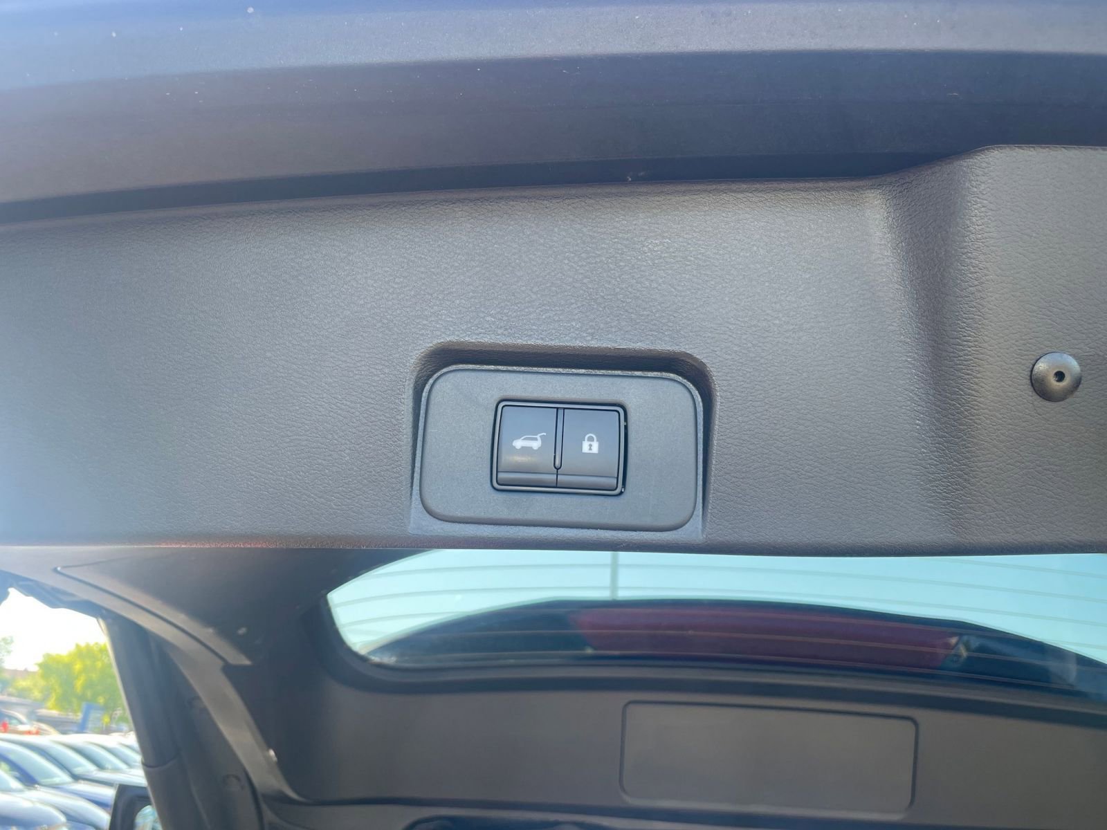 Thumbnail: 2025 Nissan Rogue - 23