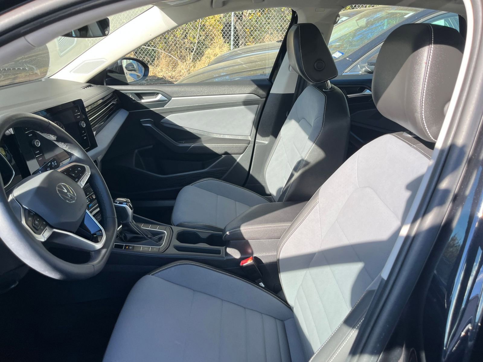 Thumbnail: 2025 Volkswagen Jetta - 24