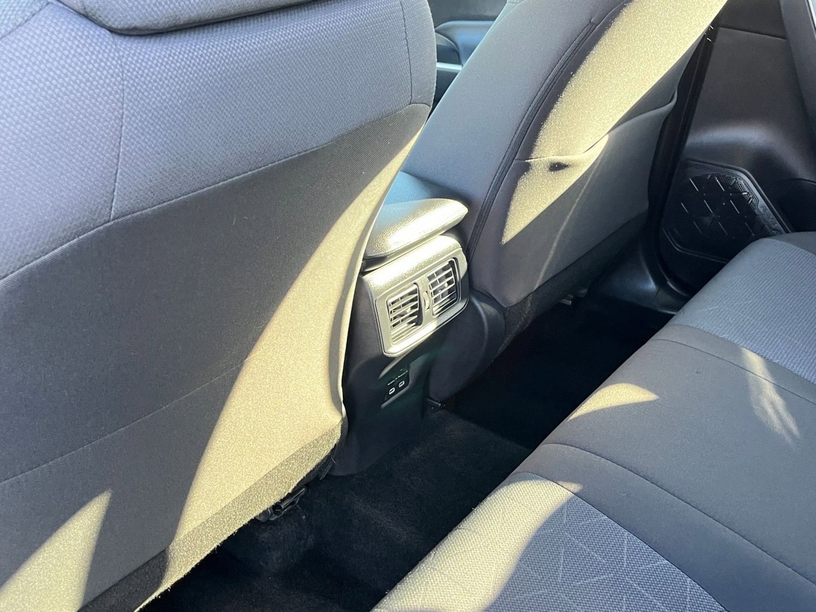 Thumbnail: 2025 Toyota RAV4 - 24