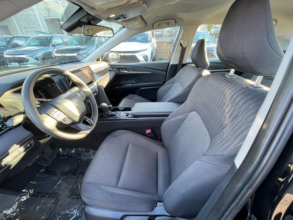 Thumbnail: 2025 Toyota Camry - 20