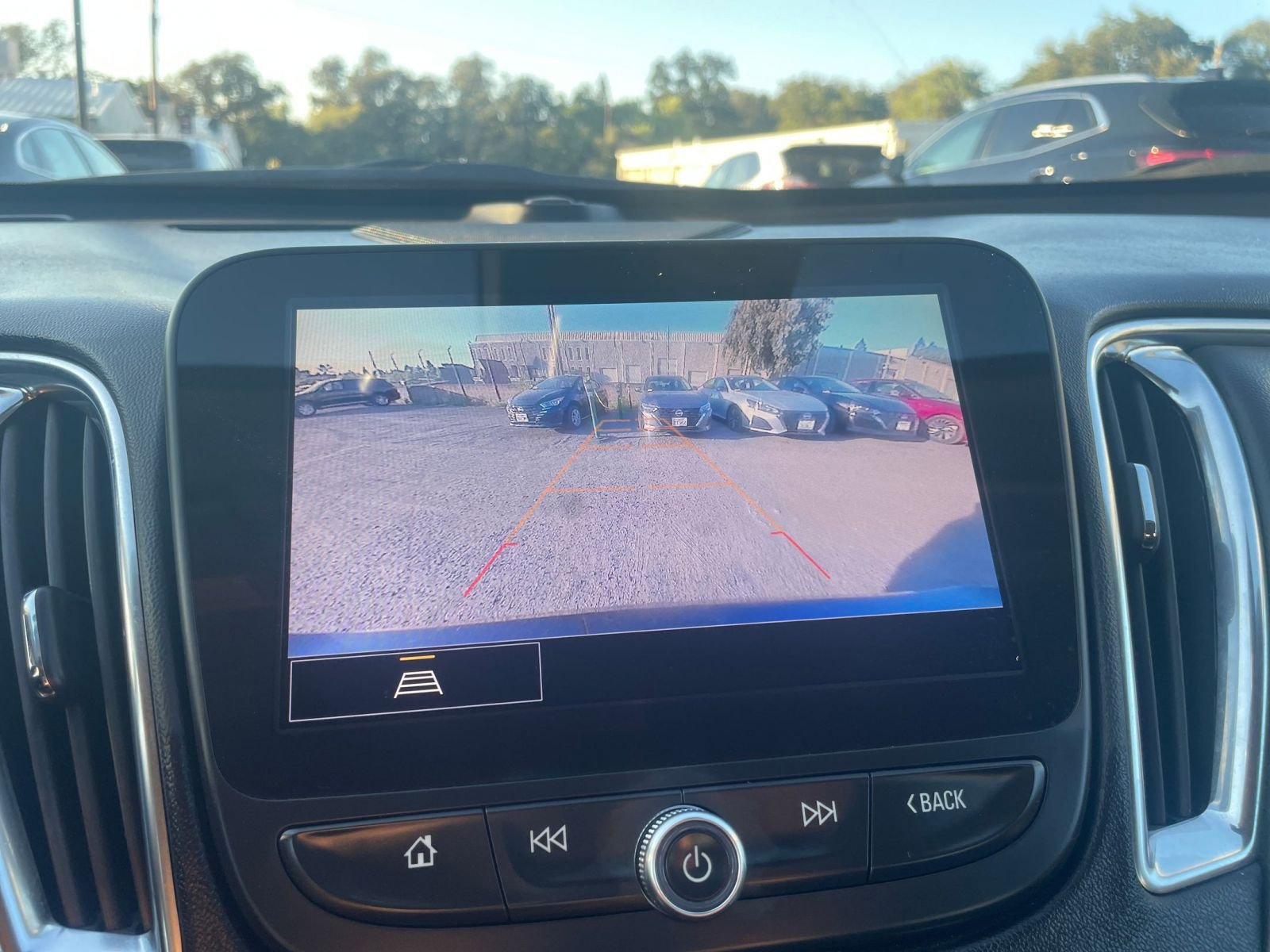 Thumbnail: 2024 Chevrolet Malibu - 17