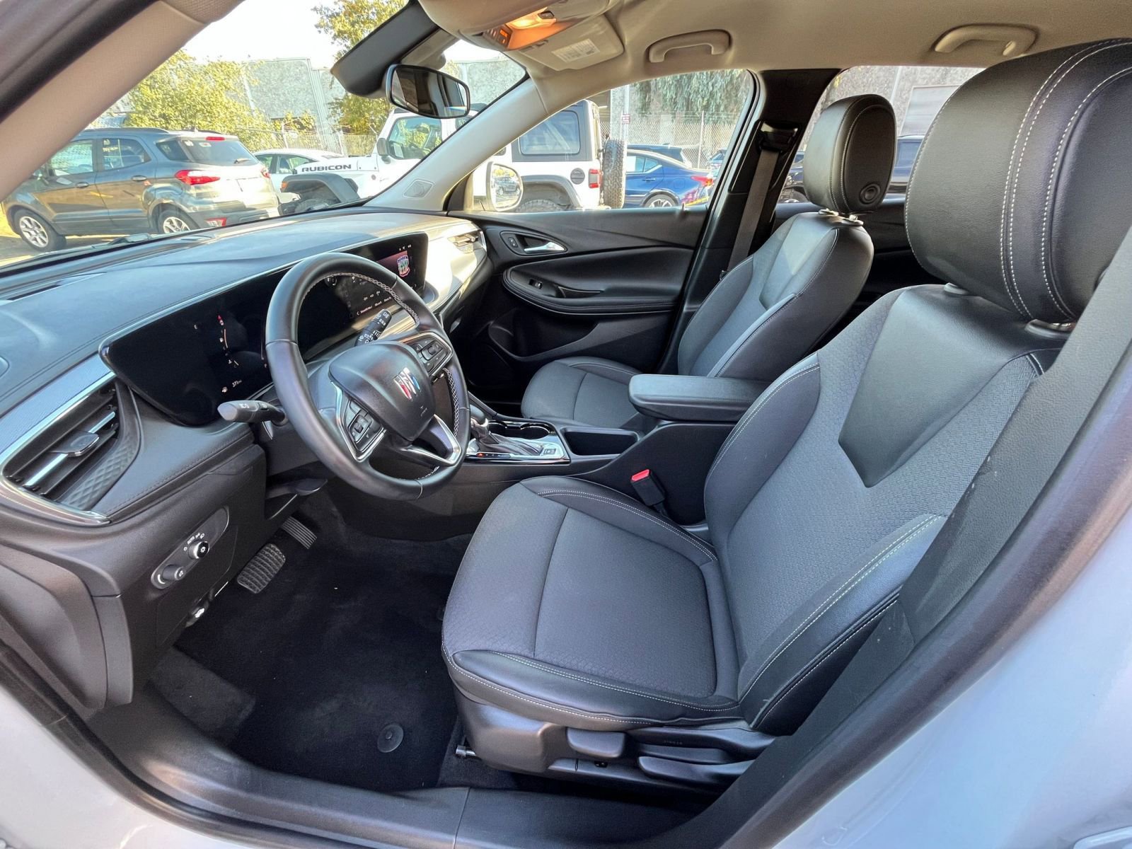 Thumbnail: 2025 Buick Encore GX - 24