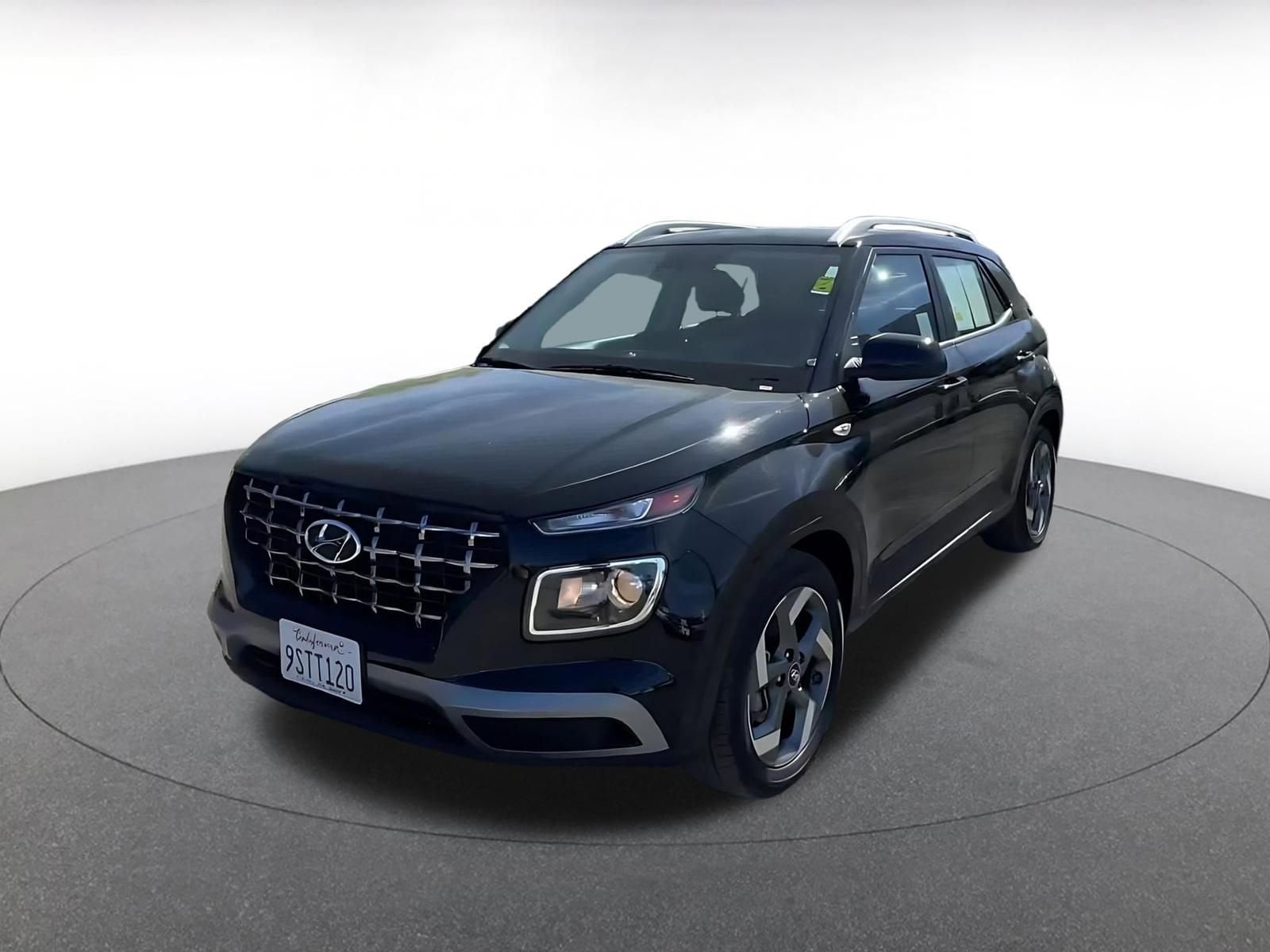 Thumbnail: 2025 Hyundai Venue - 7