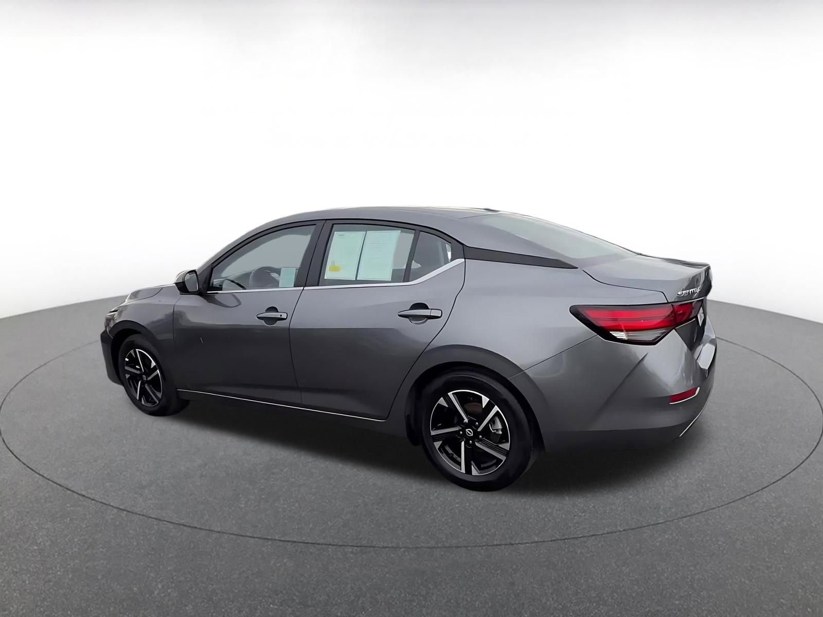 Thumbnail: 2025 Nissan Sentra - 10