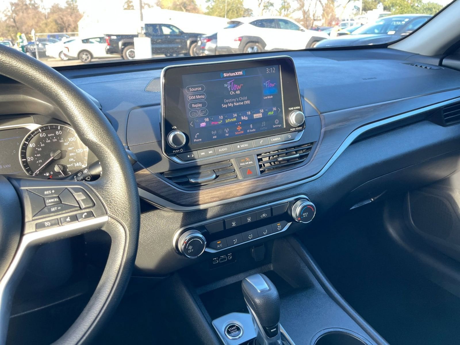 Thumbnail: 2025 Nissan Altima - 18