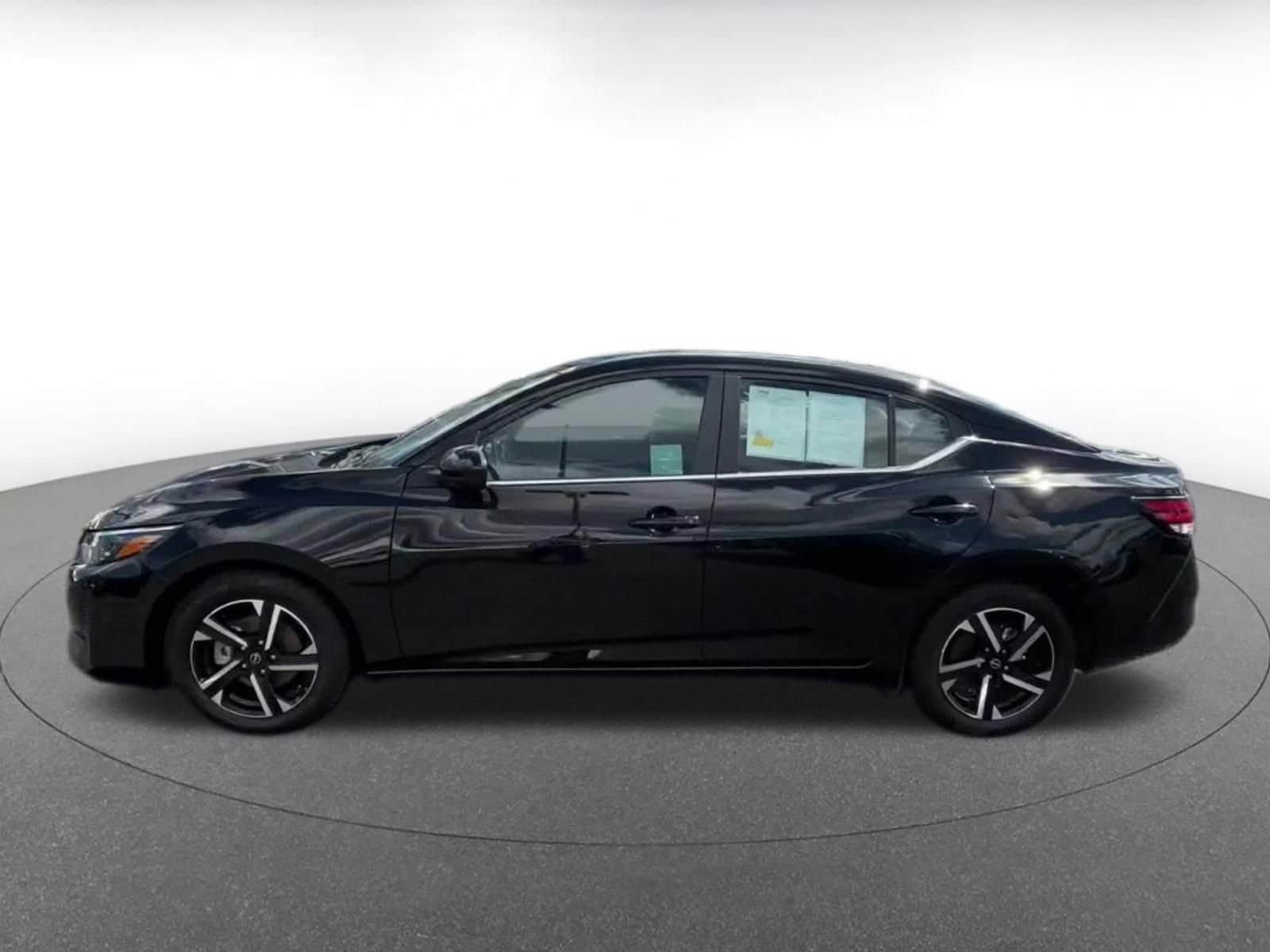 Thumbnail: 2025 Nissan Sentra - 9