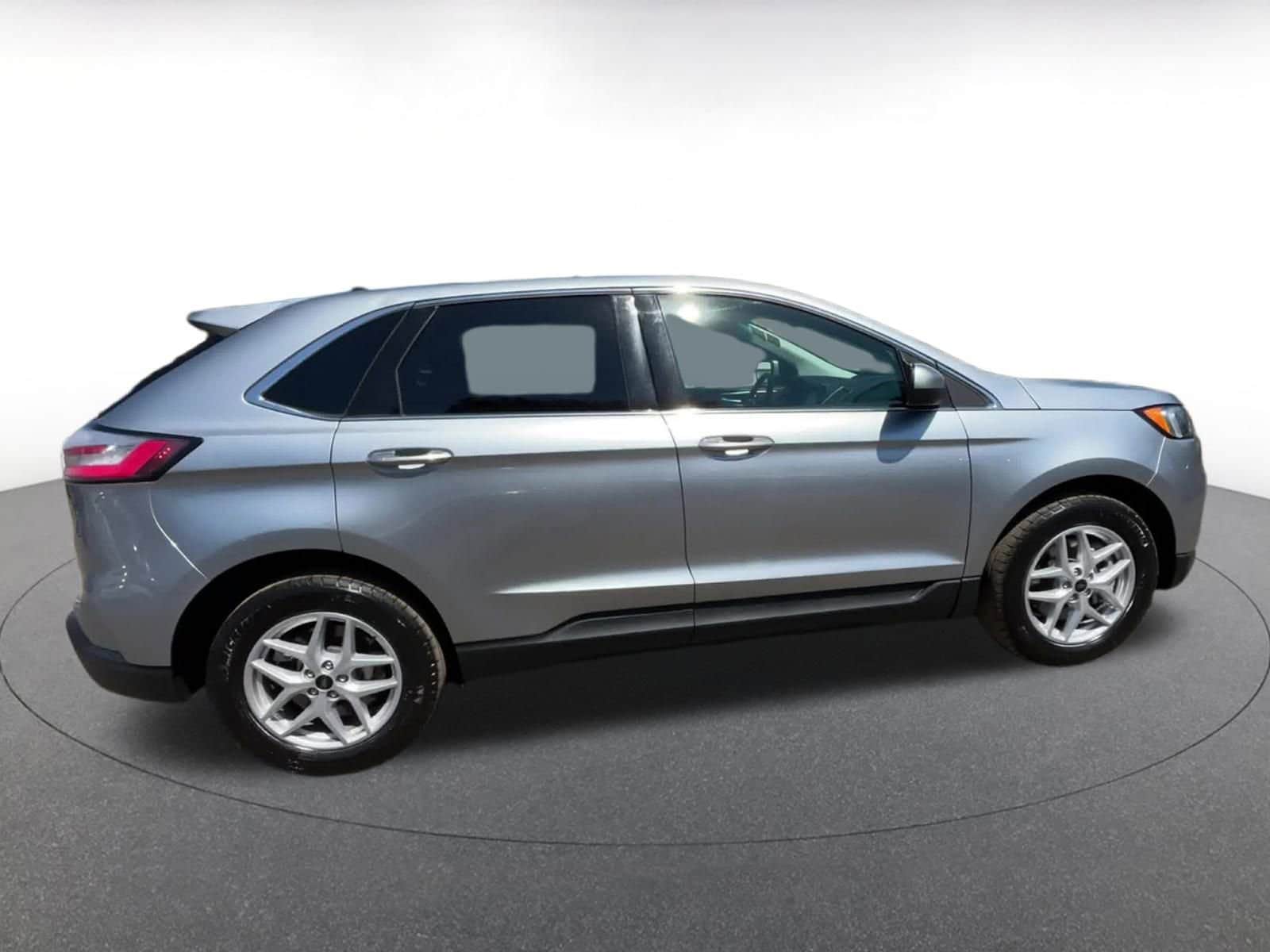 Thumbnail: 2024 Ford Edge - 24