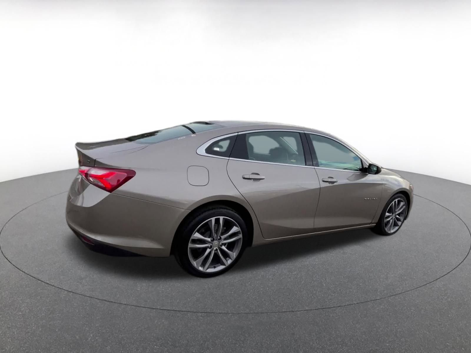 Thumbnail: 2024 Chevrolet Malibu - 14