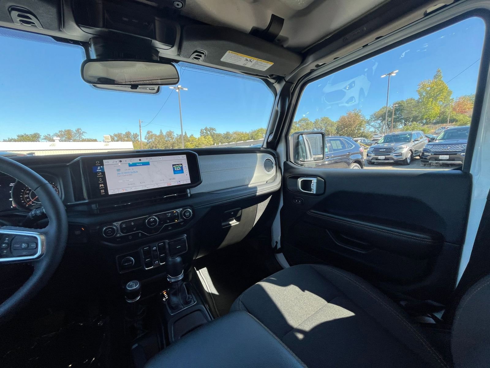 Thumbnail: 2025 Jeep Wrangler - 34