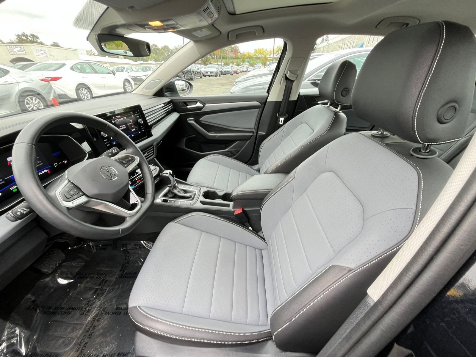 Thumbnail: 2025 Volkswagen Jetta - 25