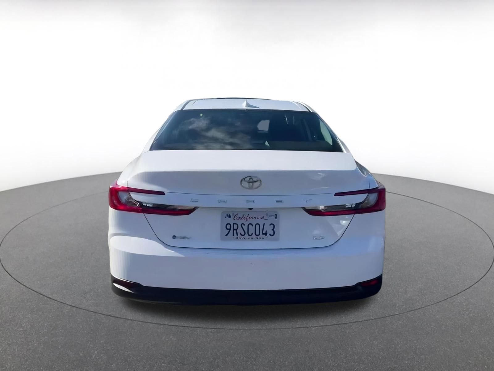 Thumbnail: 2025 Toyota Camry - 12