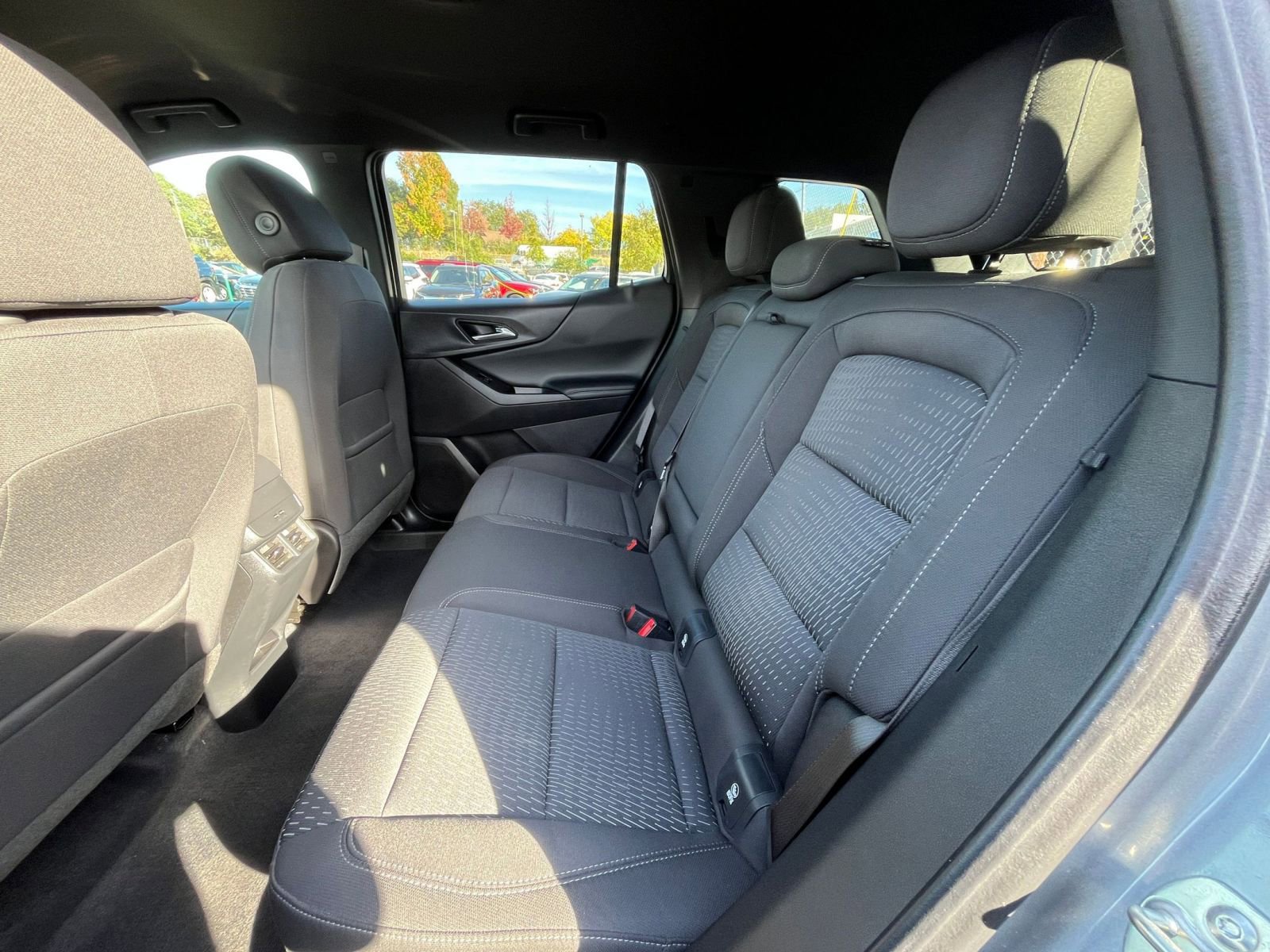 Thumbnail: 2025 Chevrolet Equinox - 30