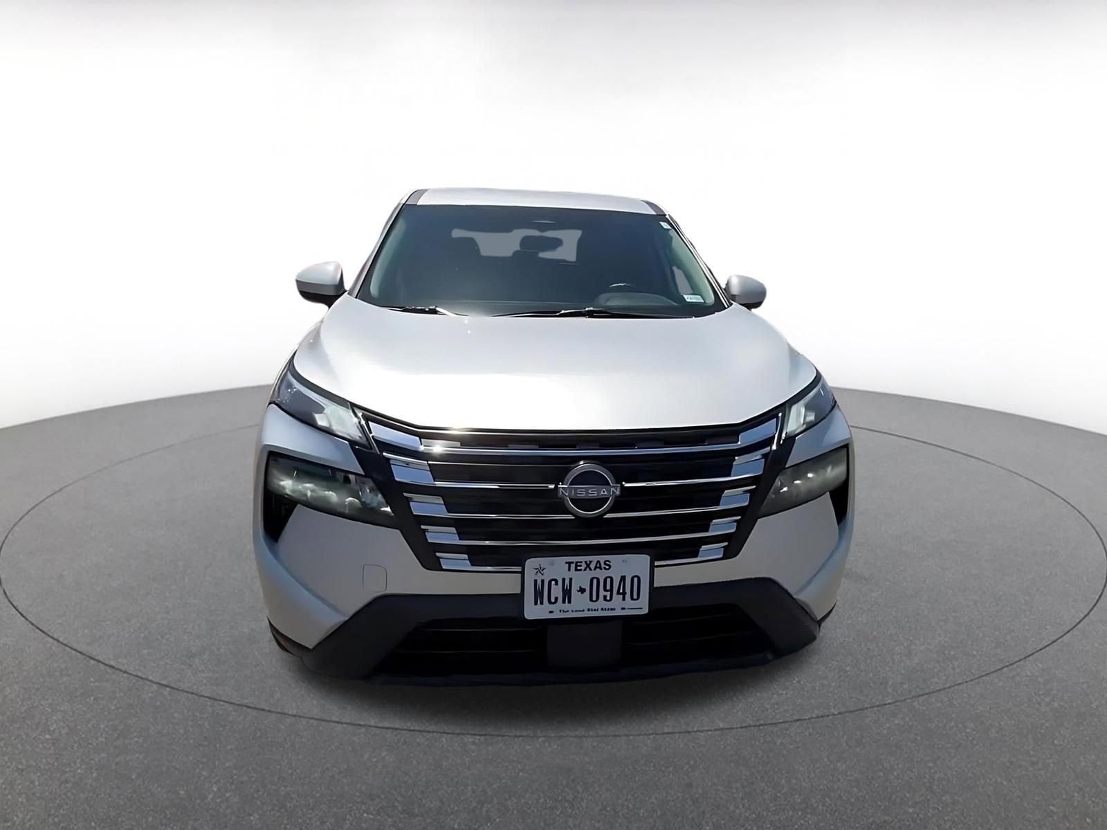 Thumbnail: 2025 Nissan Rogue - 4