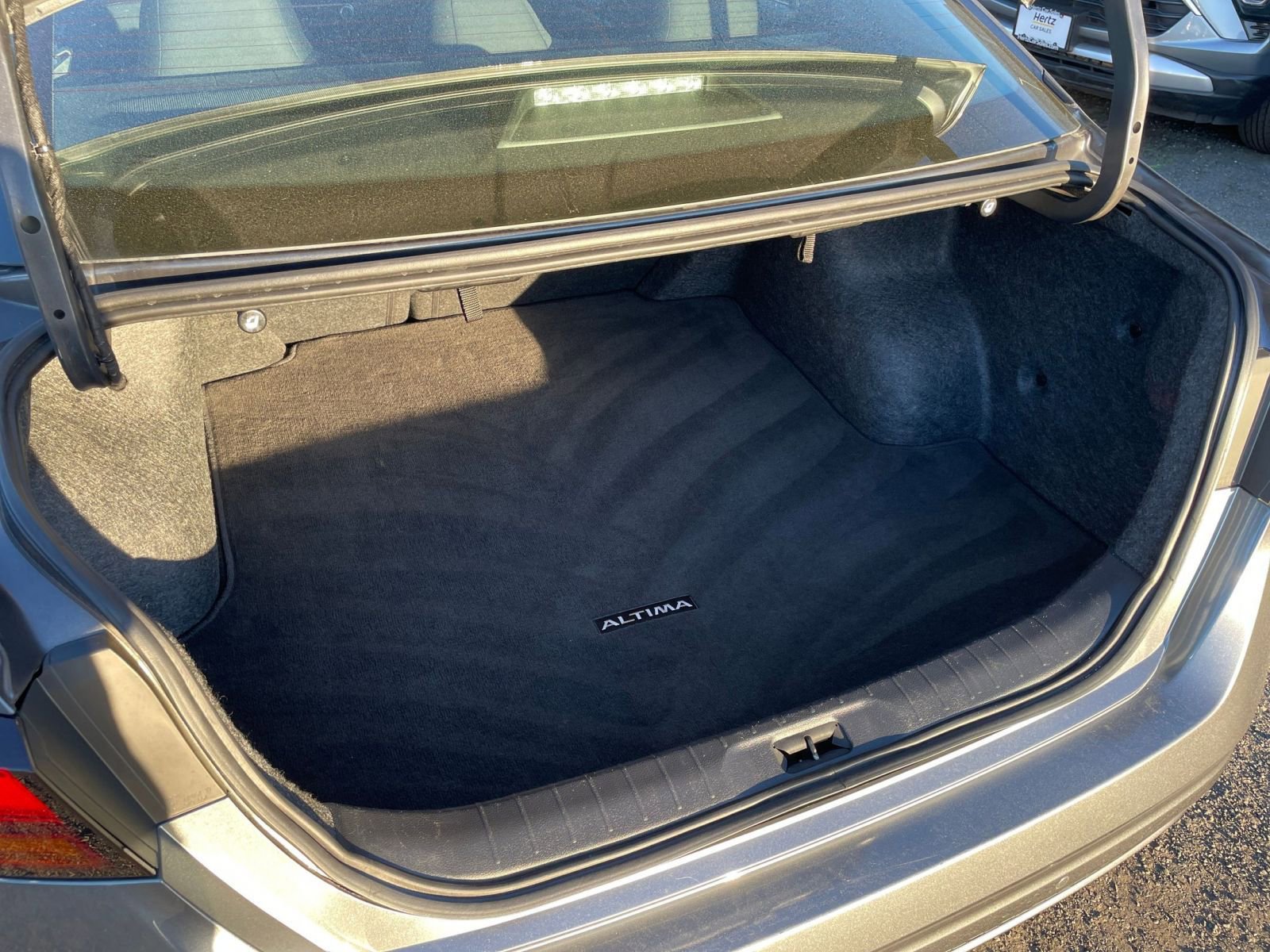 Thumbnail: 2025 Nissan Altima - 31