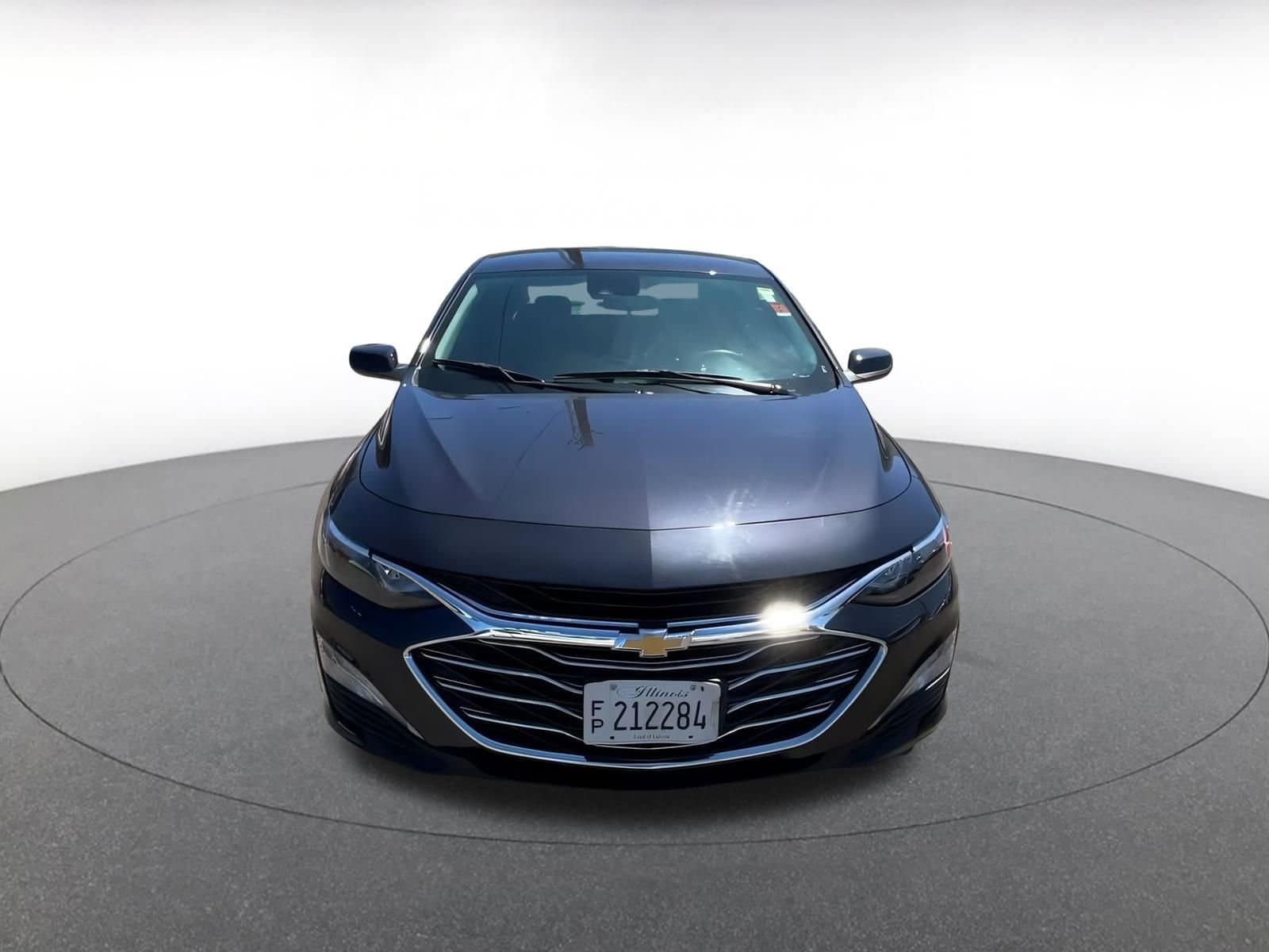 Thumbnail: 2023 Chevrolet Malibu - 4