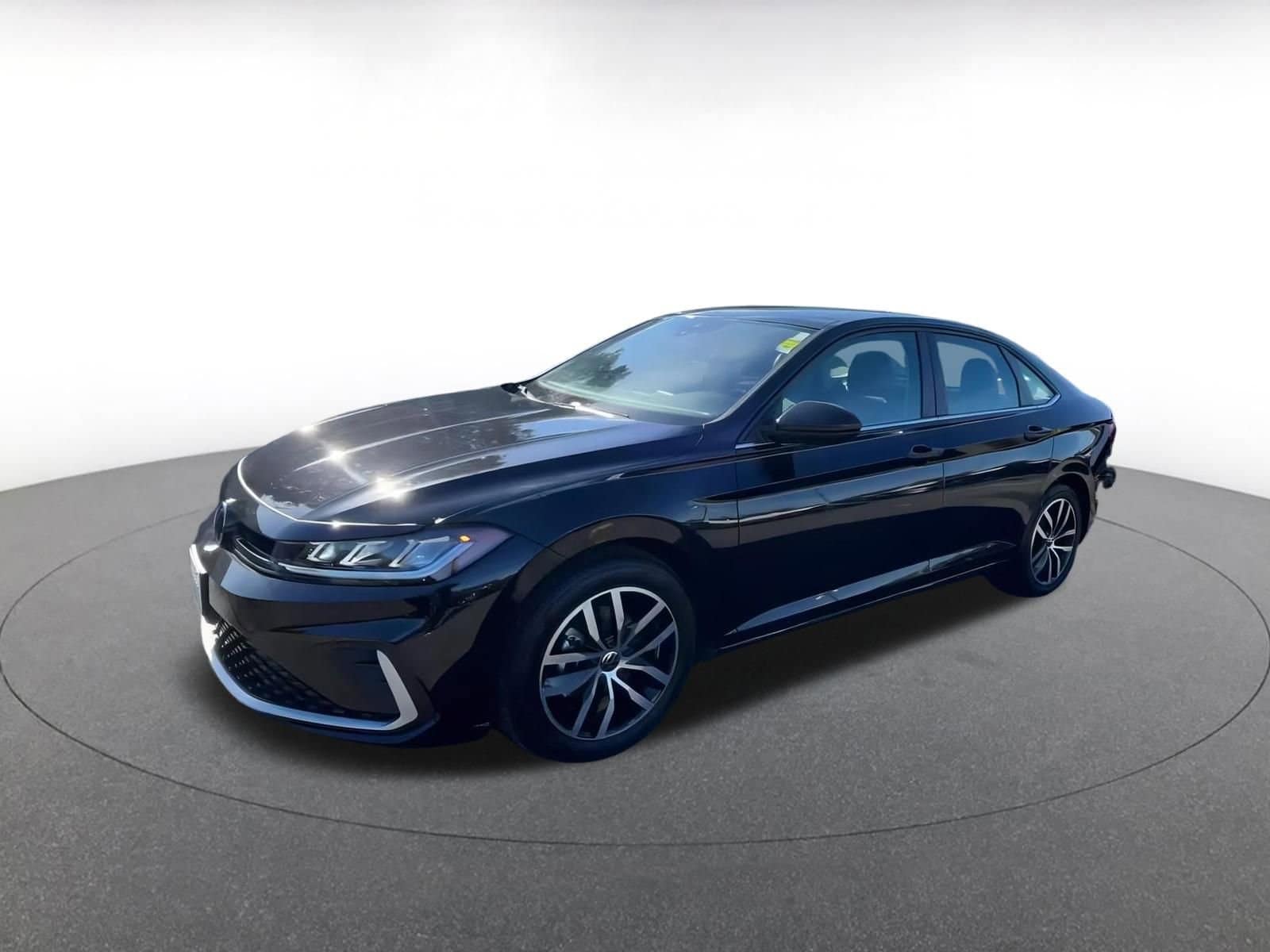 Thumbnail: 2025 Volkswagen Jetta - 9