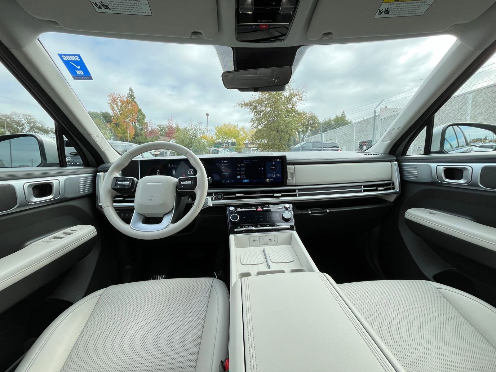 Thumbnail: 2025 Hyundai Santa Fe - 32