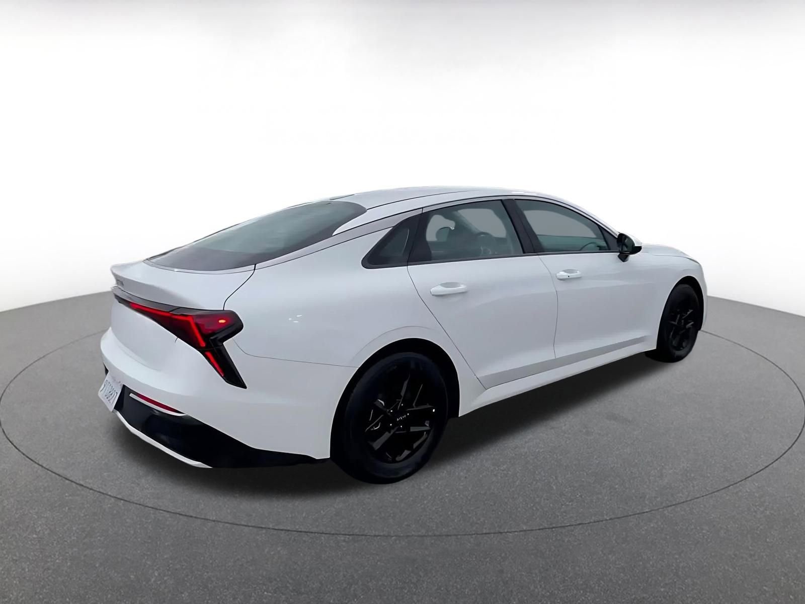 Thumbnail: 2025 Kia K5 - 15