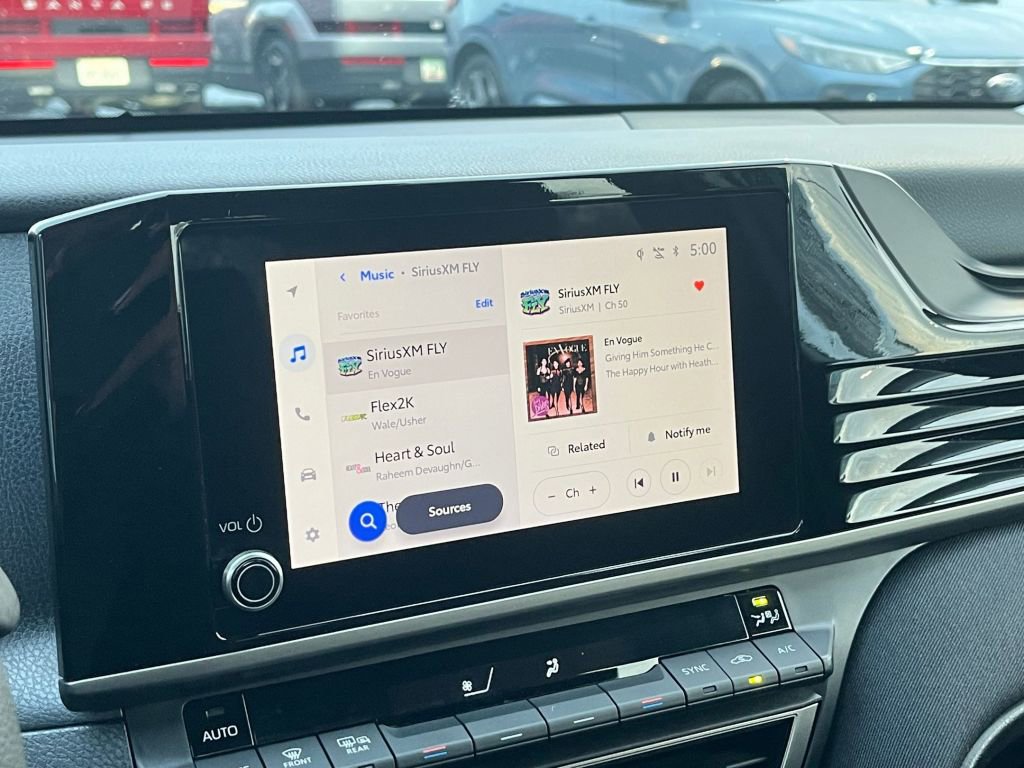 Thumbnail: 2025 Toyota Camry - 24