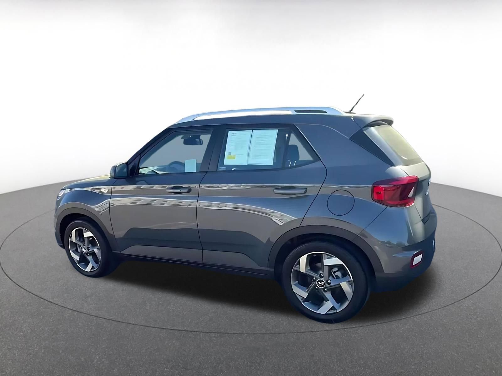 Thumbnail: 2025 Hyundai Venue - 10