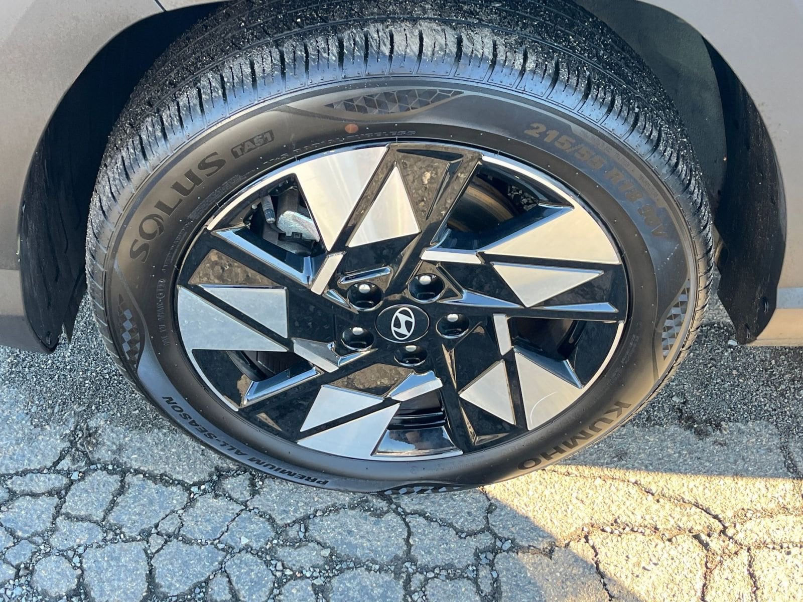 Thumbnail: 2025 Hyundai Kona - 30